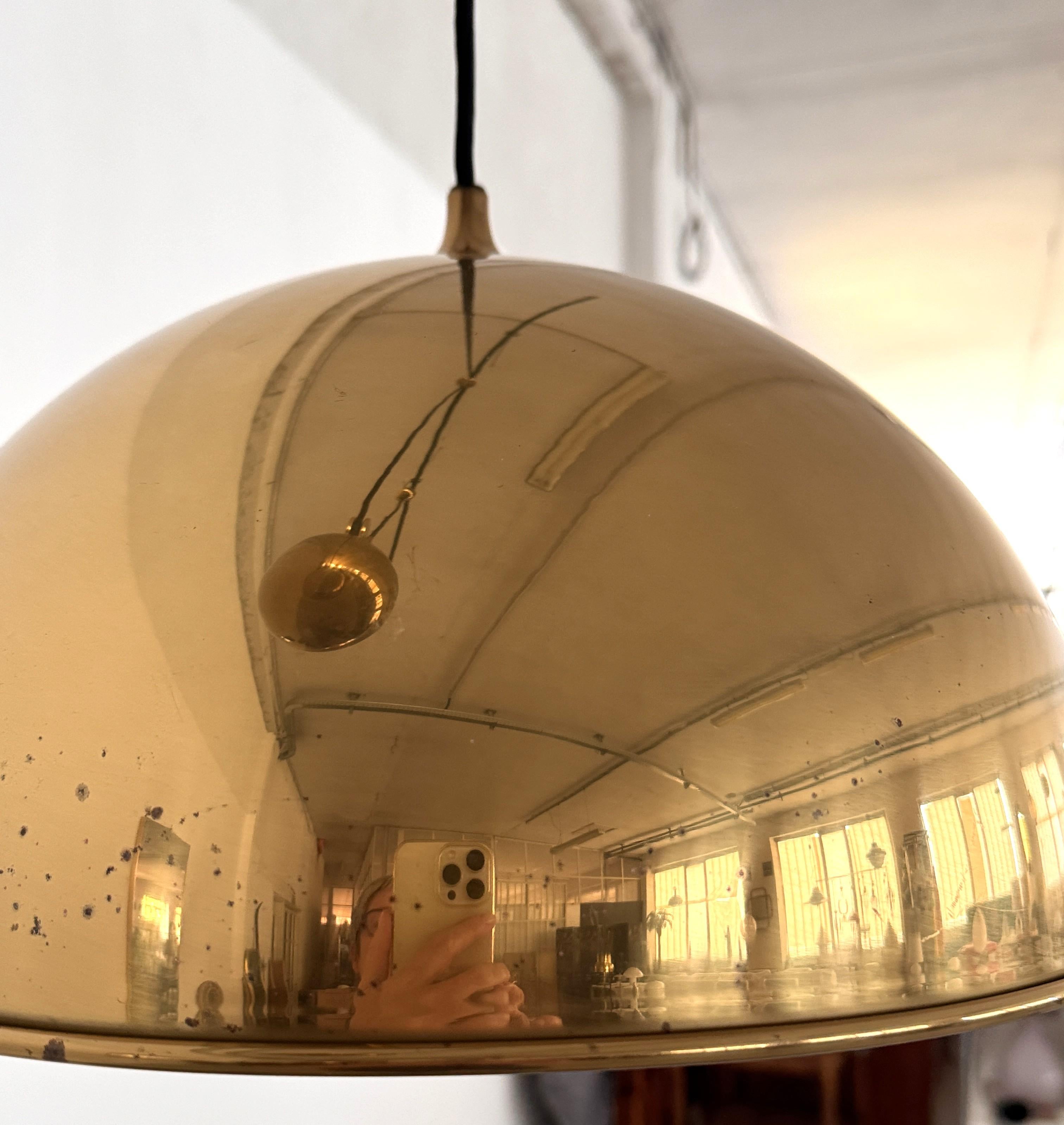 Ciondolo regolabile in ottone di Florian Schulz con ruote rotanti e contrappeso in vendita 7