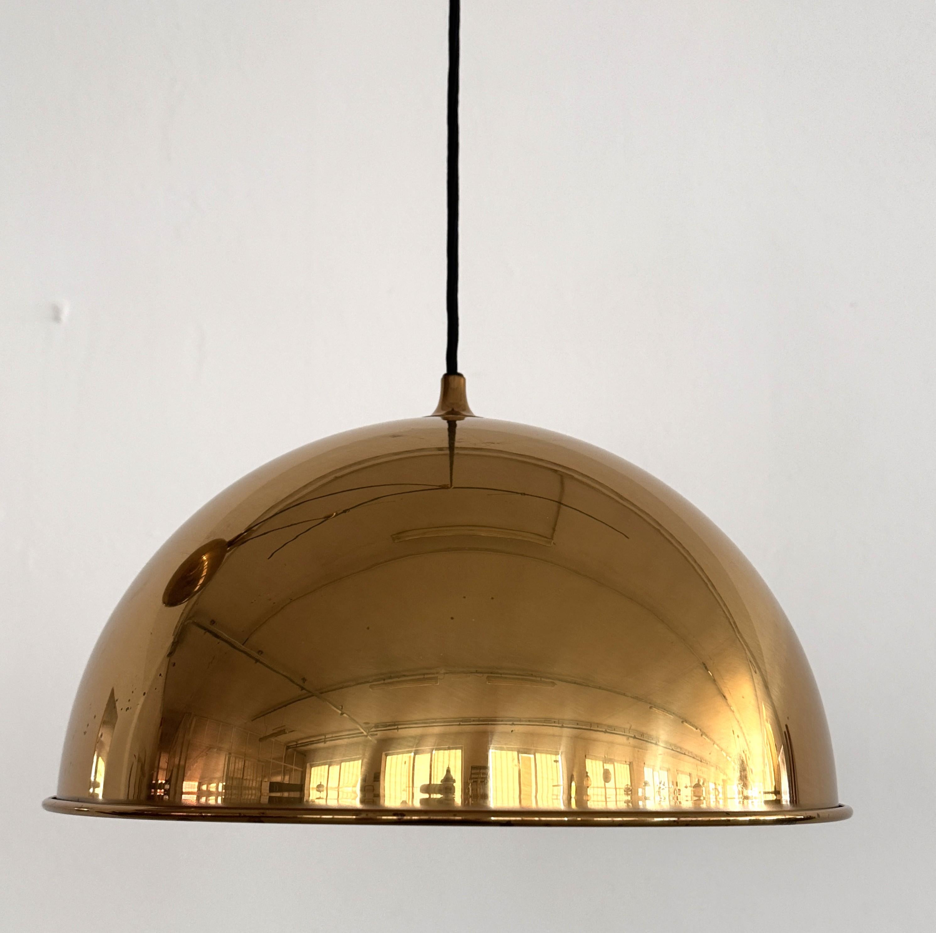 Fine XX secolo Ciondolo regolabile in ottone di Florian Schulz con ruote rotanti e contrappeso in vendita