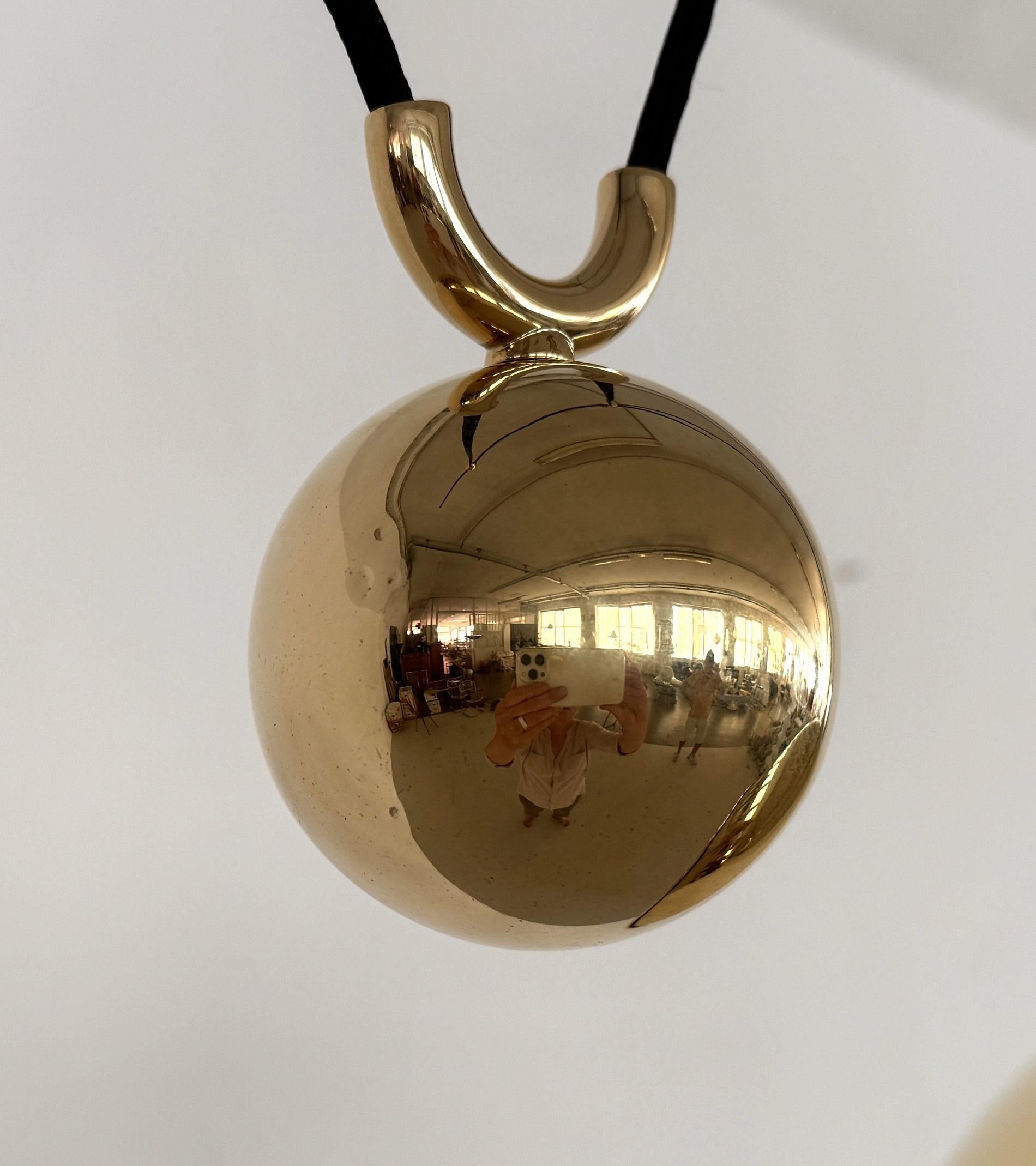 Fine XX secolo Florian Schulz Ciondolo a cupola regolabile in ottone d'epoca DUOS, anni '70 in vendita