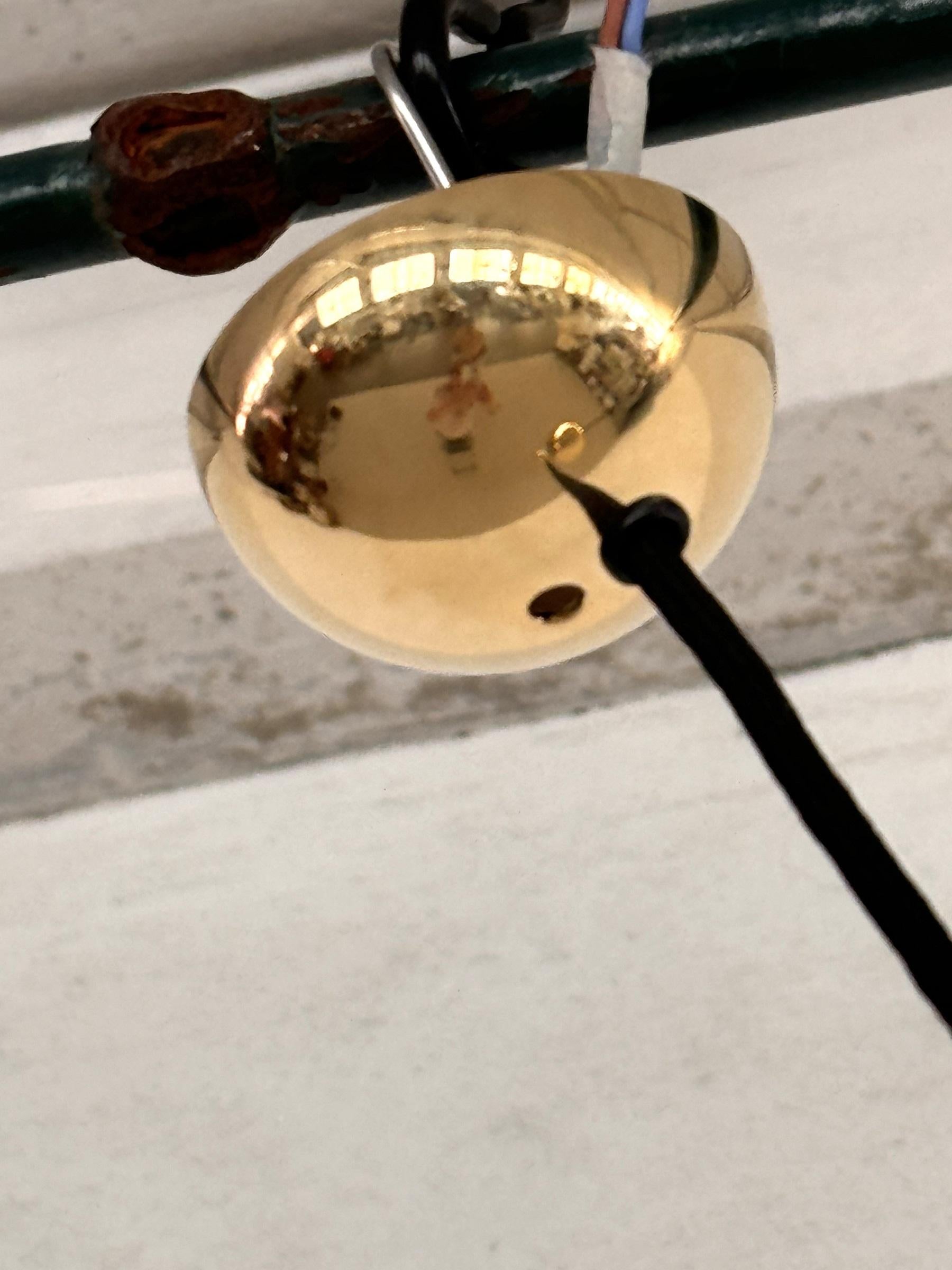 Florian Schulz Pendentif ajustable en laiton à contrepoids en forme de dôme d'époque 