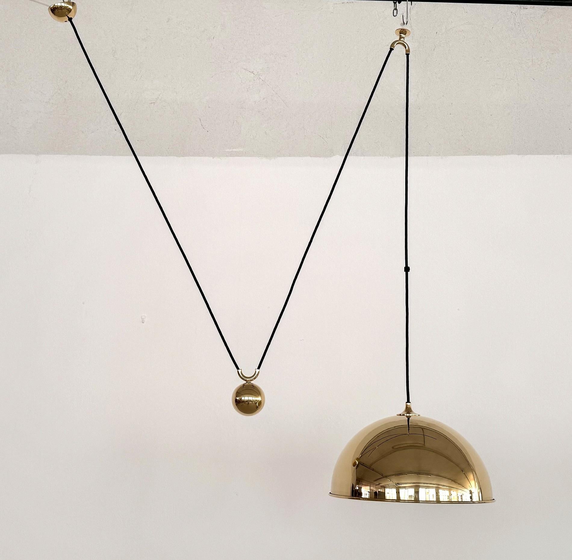 Fait main Florian Schulz Pendentif ajustable en laiton à contrepoids en forme de dôme d'époque 