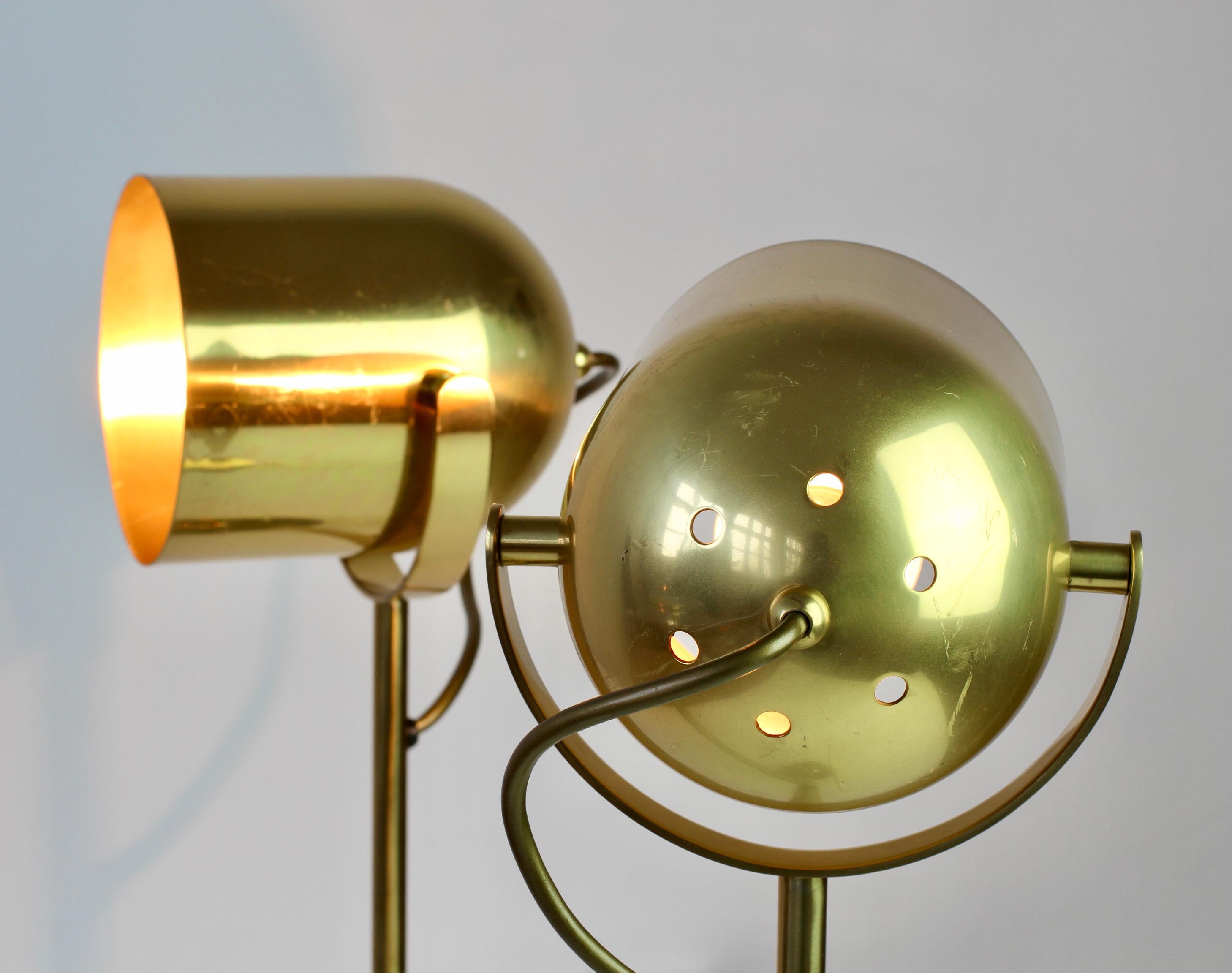 Florian Schulz 'Attr.' Vintage Brass 1970s Adjustable Reading Wall Lamps Lights For Sale 10