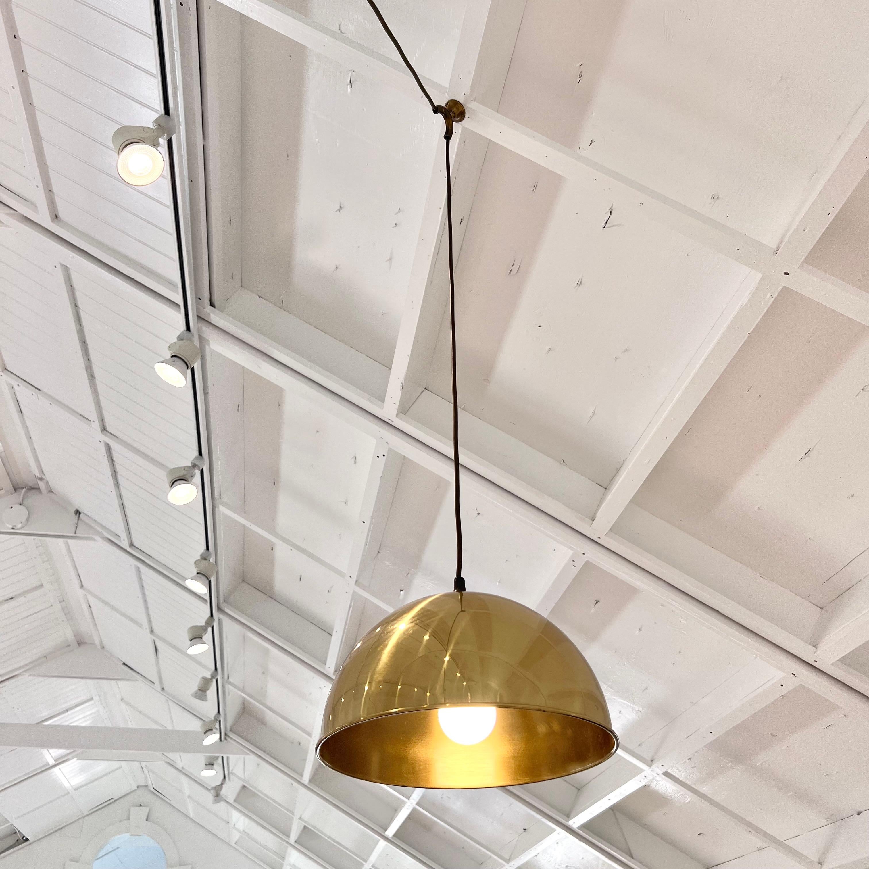Florian Schulz Brass Double Counter Balance Adjustable Chandelier, 1980s Germany en vente 3