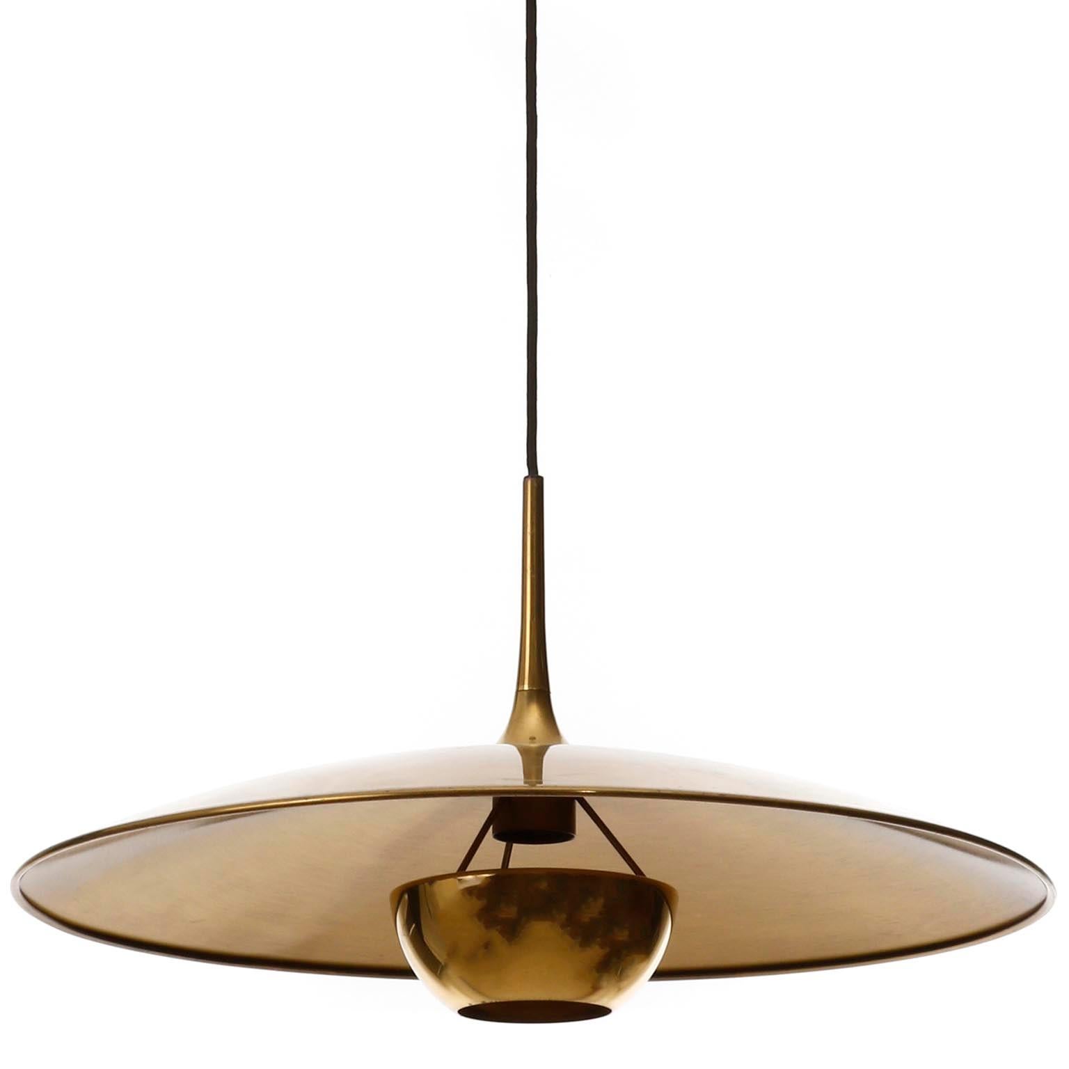 Florian Schulz Brass Pendant Light 'Onos 55' Counterweight Counter Balance, 1970 9