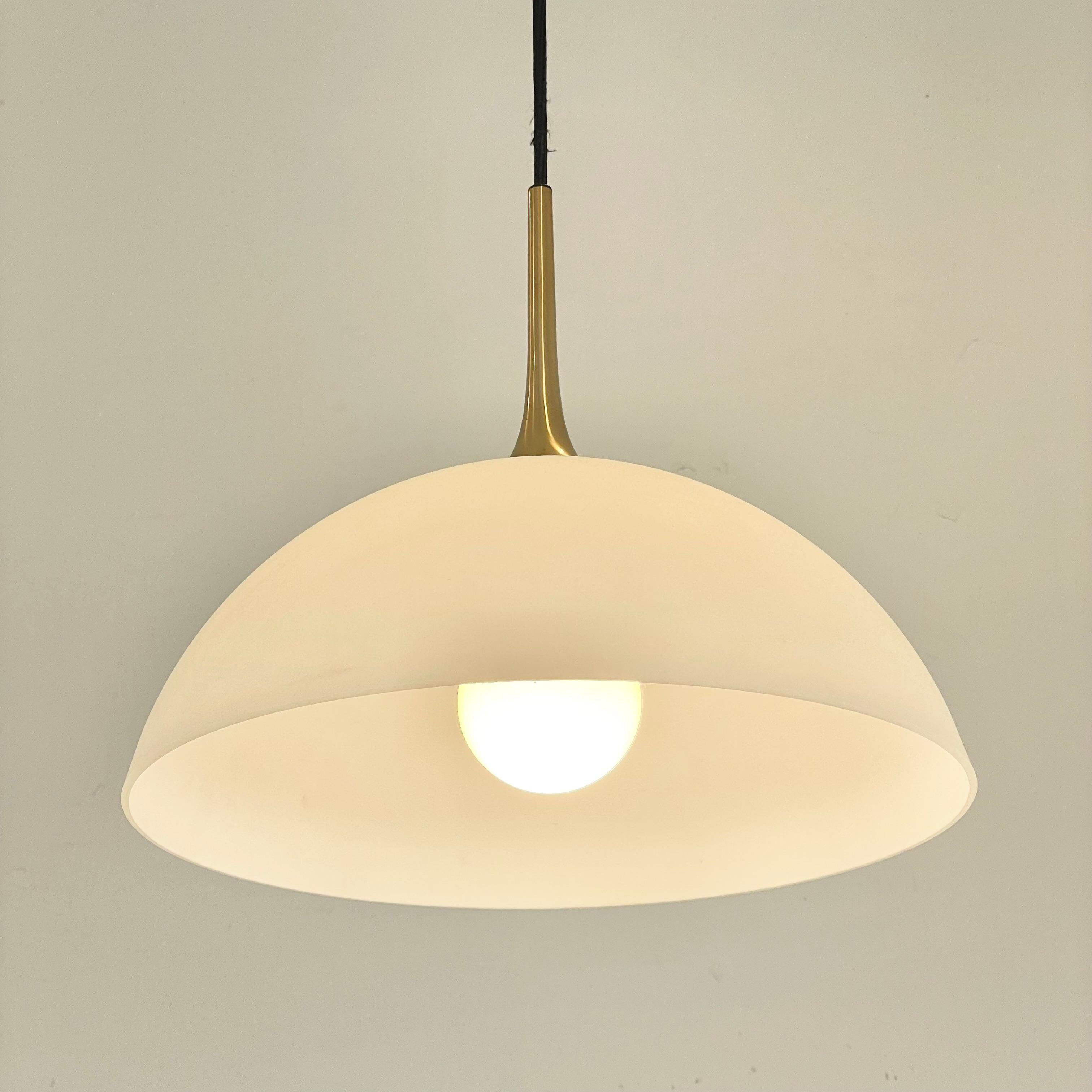 Florian Schulz Counter Balance Pendant with Frosted Glass Shade, 1970s Germany In Good Condition For Sale In Los Angeles, CA