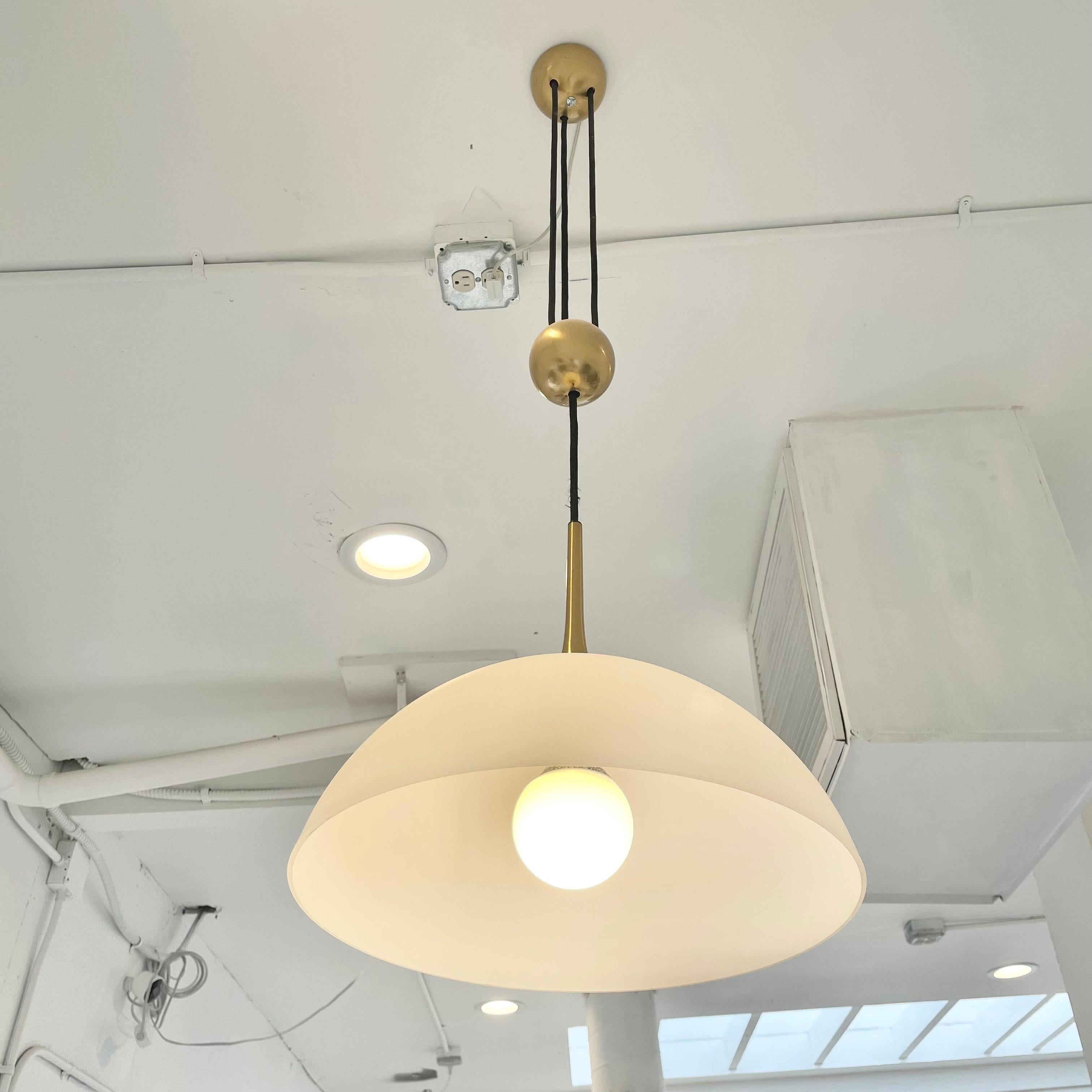Florian Schulz Counter Balance Pendant with Frosted Glass Shade, 1970s Germany For Sale 3