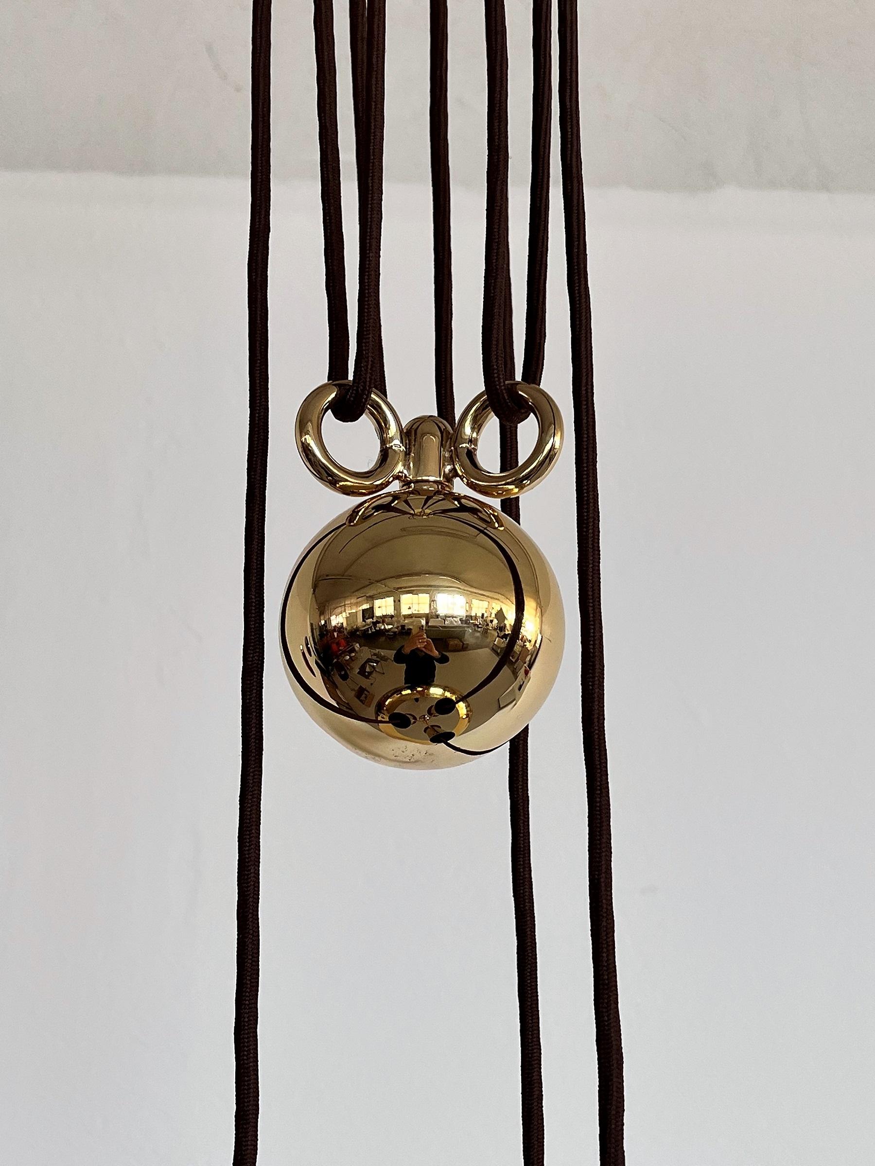 Florian Schulz Rare Counter Balance Vintage Pendant Light in Brass, 1970 For Sale 3