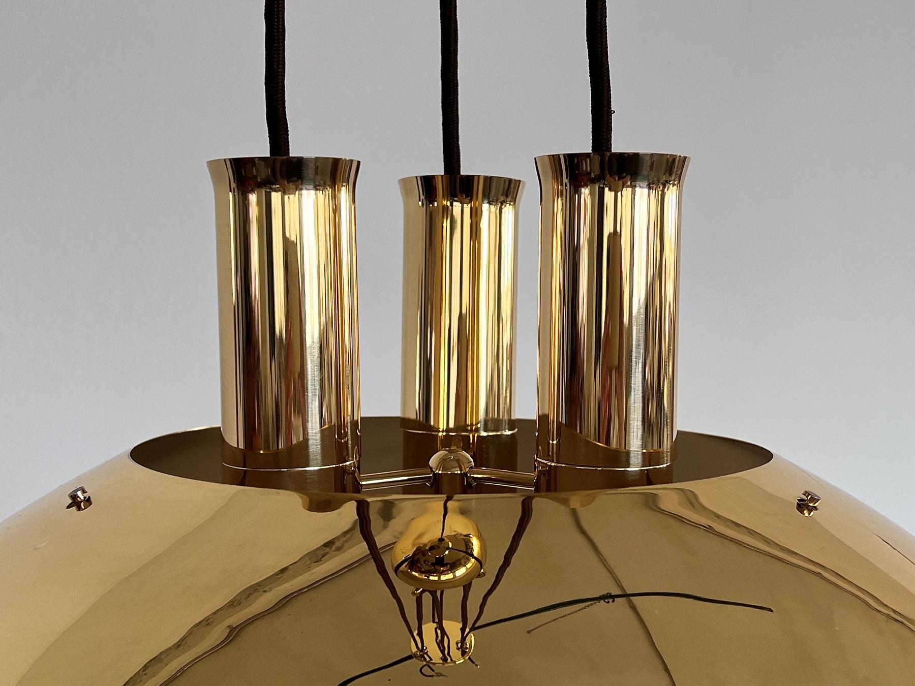 Florian Schulz Rare Counter Balance Vintage Pendant Light in Brass, 1970 For Sale 2
