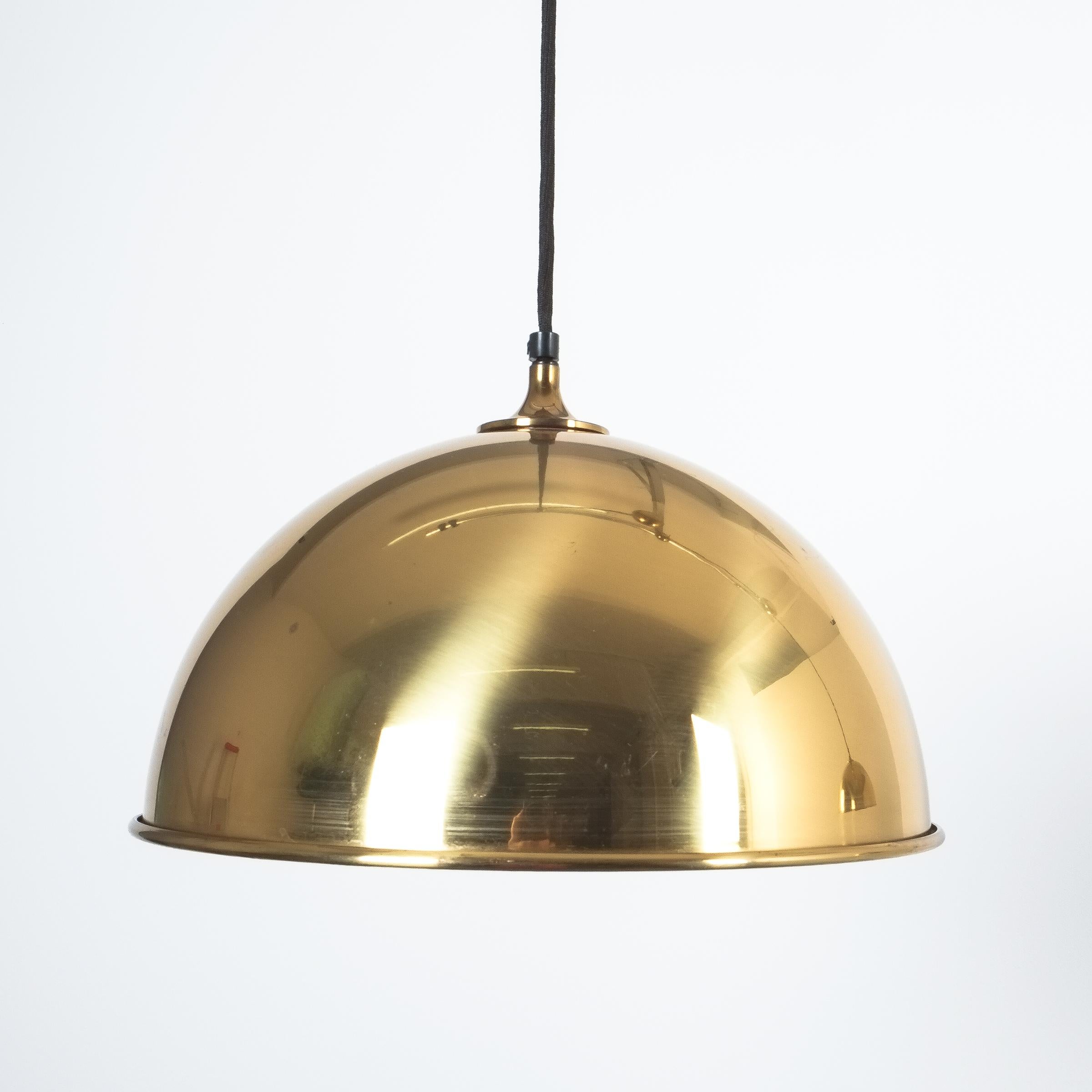 Florian Schulz Double Counter Balance Brass Pendants In Good Condition In Vienna, AT