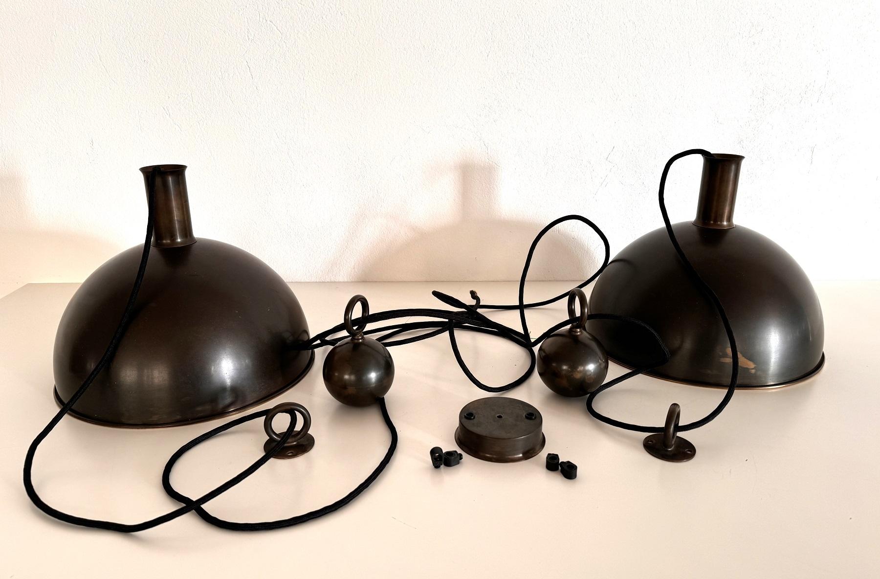 Lampada a sospensione a doppio contrappeso in ottone di Florian Schulz, anni '60 in vendita 8