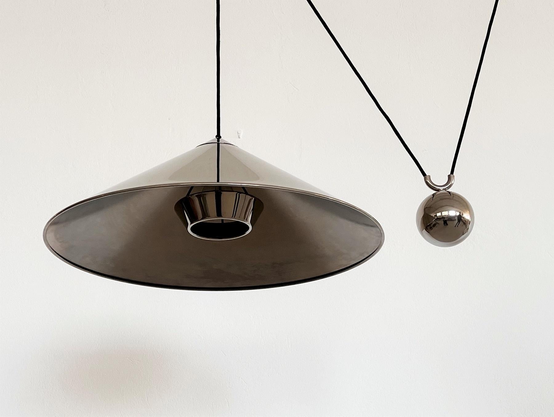 Florian Schulz Large Counter Balance KEOS Pendant Light, 1970 1