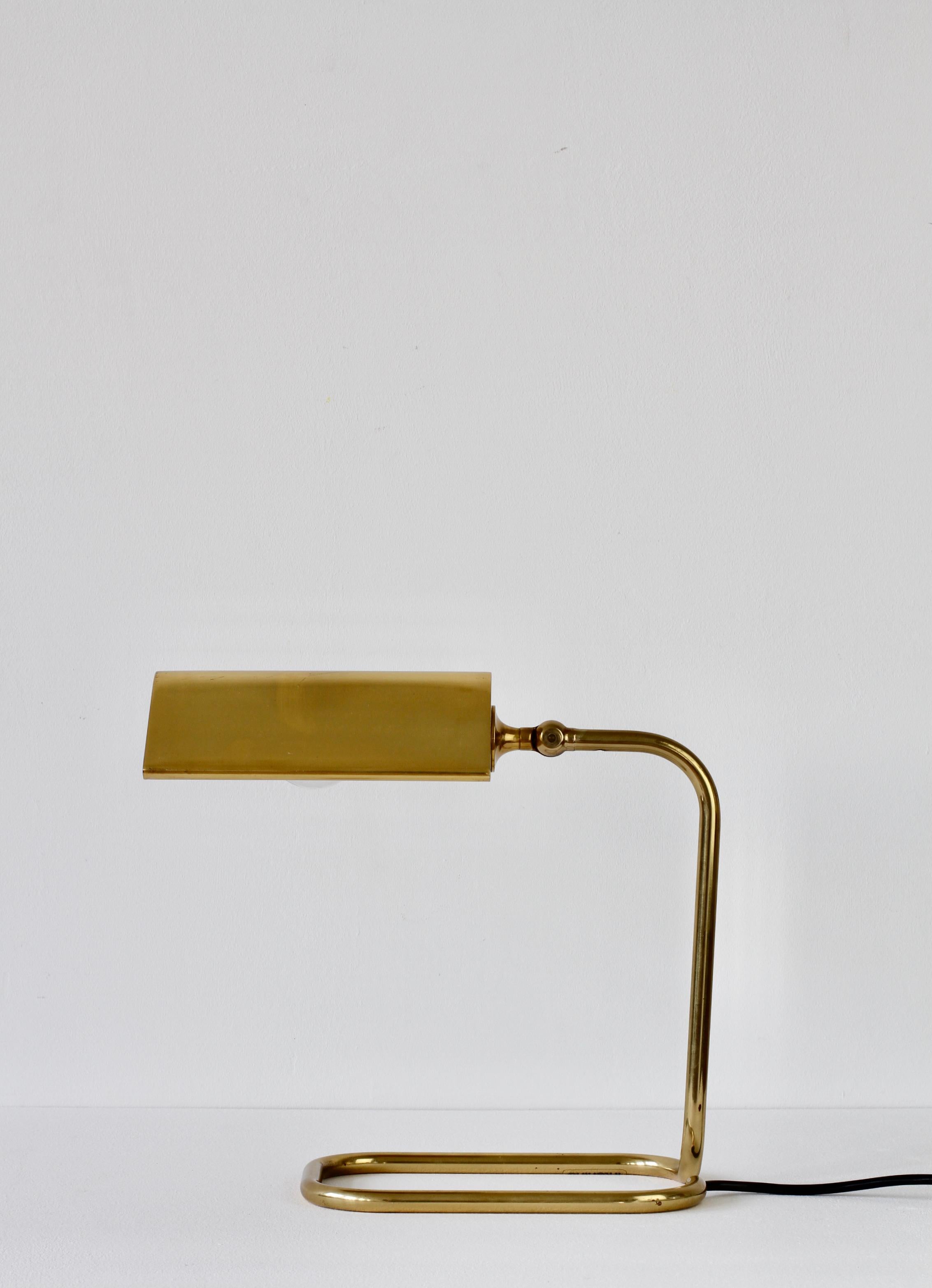 Florian Schulz Mid-Century Vintage Modernist Brass 1980s Adjustable Table Lamp For Sale 4