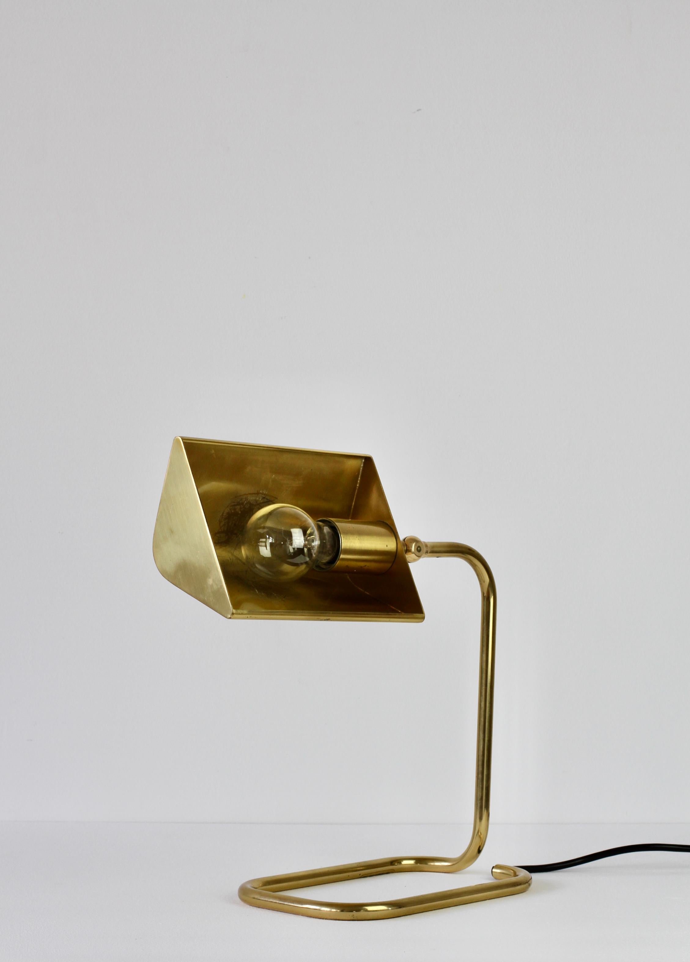 Florian Schulz Mid-Century Vintage Modernist Brass 1980s Adjustable Table Lamp For Sale 7