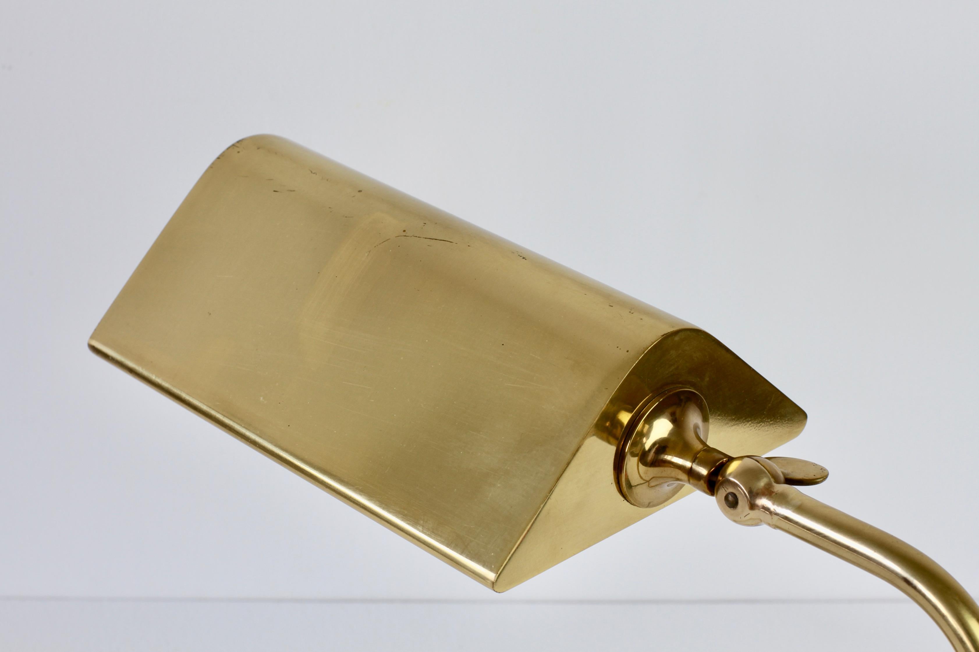 Florian Schulz Mid-Century Vintage Modernist Brass 1980s Adjustable Table Lamp For Sale 11