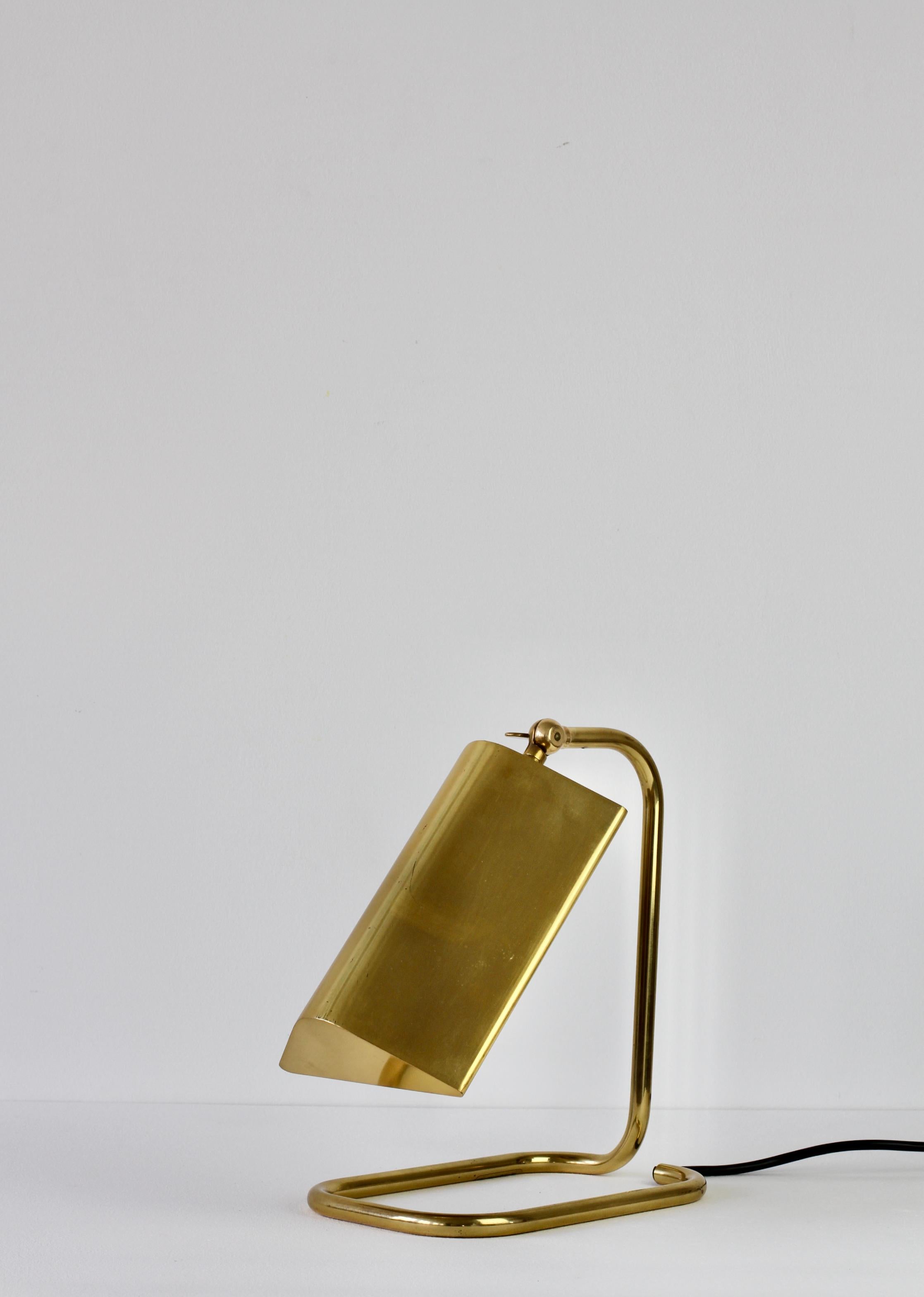 German Florian Schulz Mid-Century Vintage Modernist Brass 1980s Adjustable Table Lamp For Sale