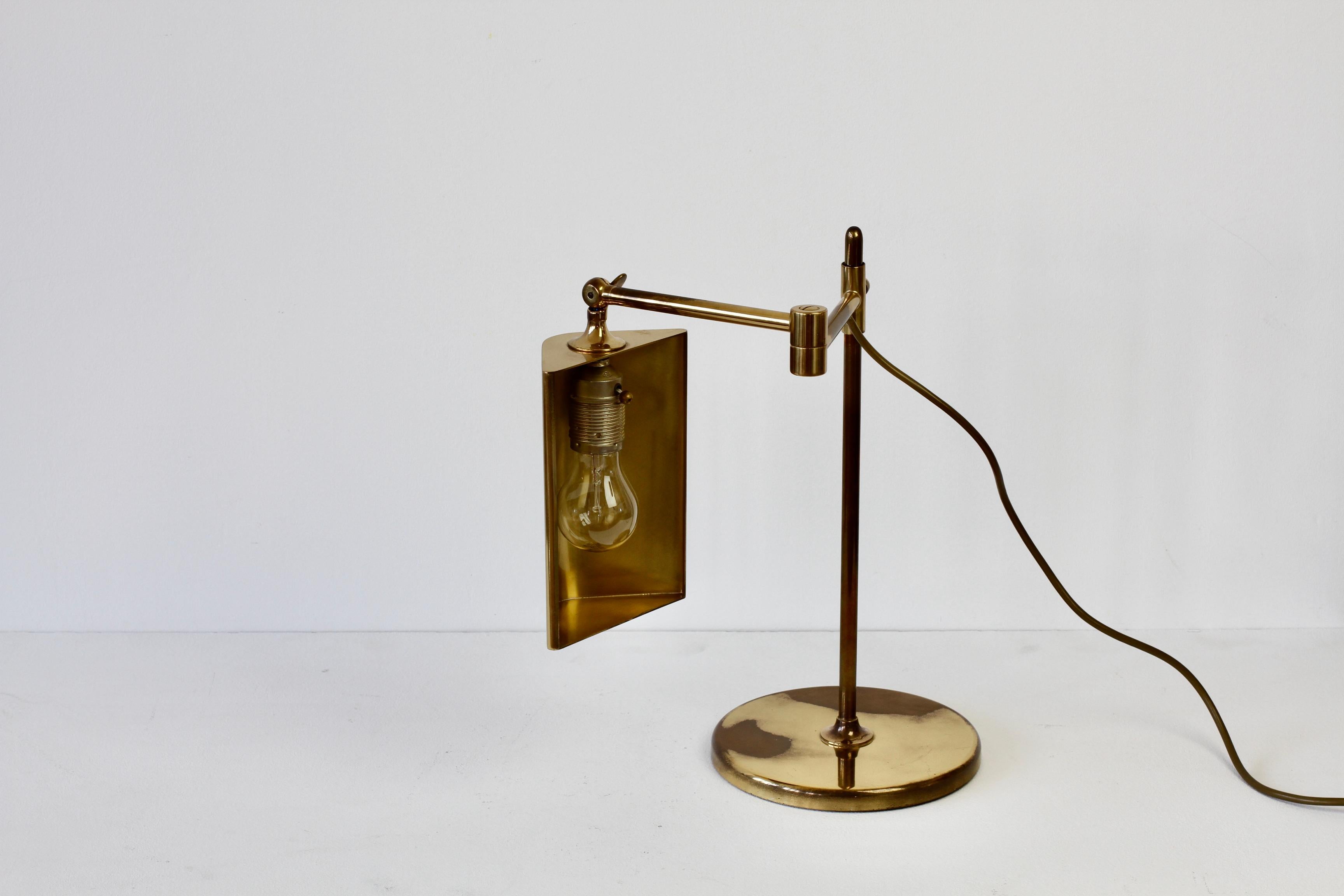Late 20th Century Florian Schulz Mid-Century Vintage Modernist Brass Adjustable Table Lamp c.1970 For Sale