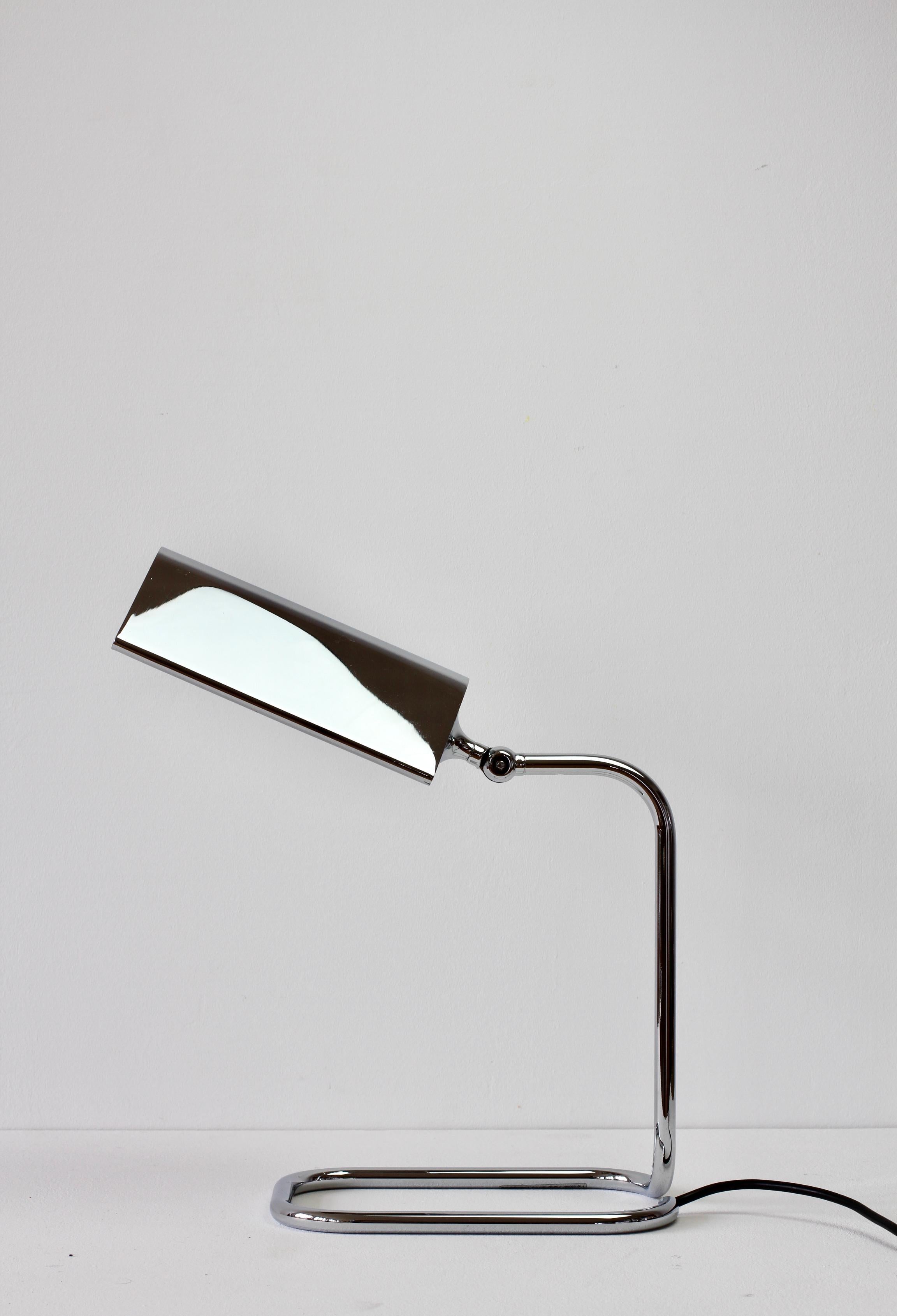 Florian Schulz Mid-Century Vintage Modernist Chrome 1990s Adjustable Table Lamp For Sale 4