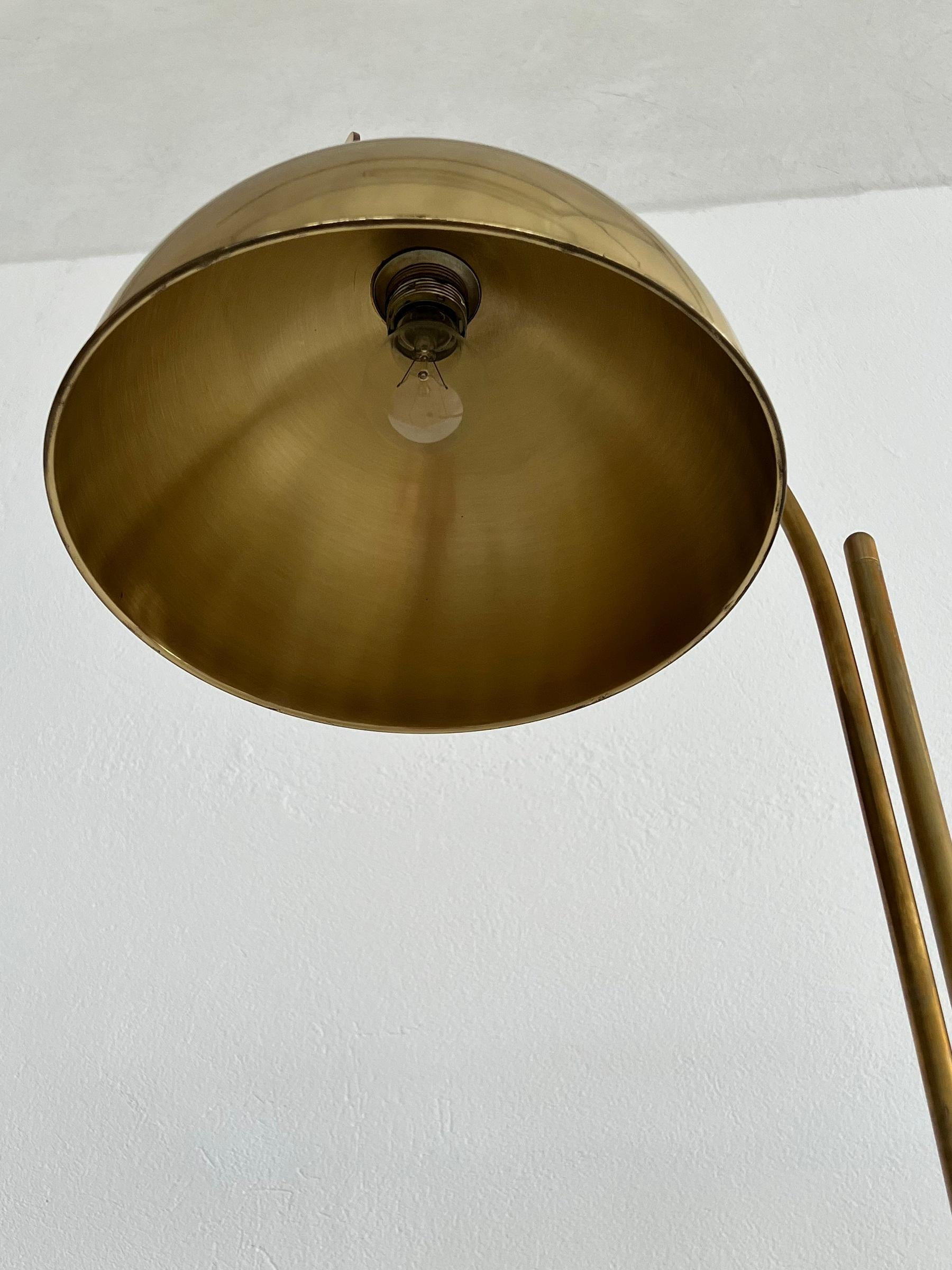 Florian Schulz Mid-Century Adjustable Floor Lamp in Full Brass, 1970s For Sale 3