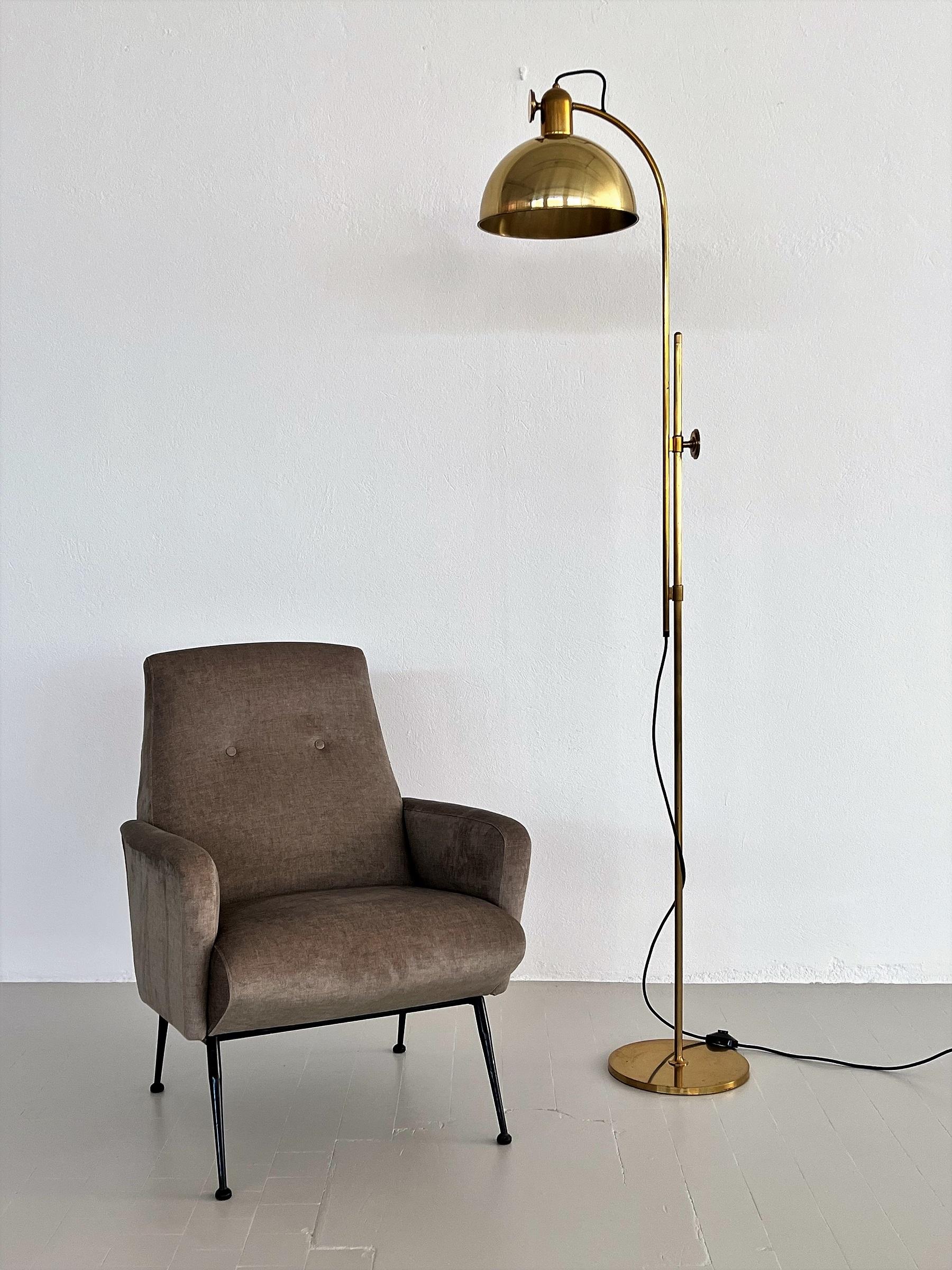 Mid-Century Modern Florian Schulz Mid-Century Adjustable Floor Lamp in Full Brass, 1970s For Sale