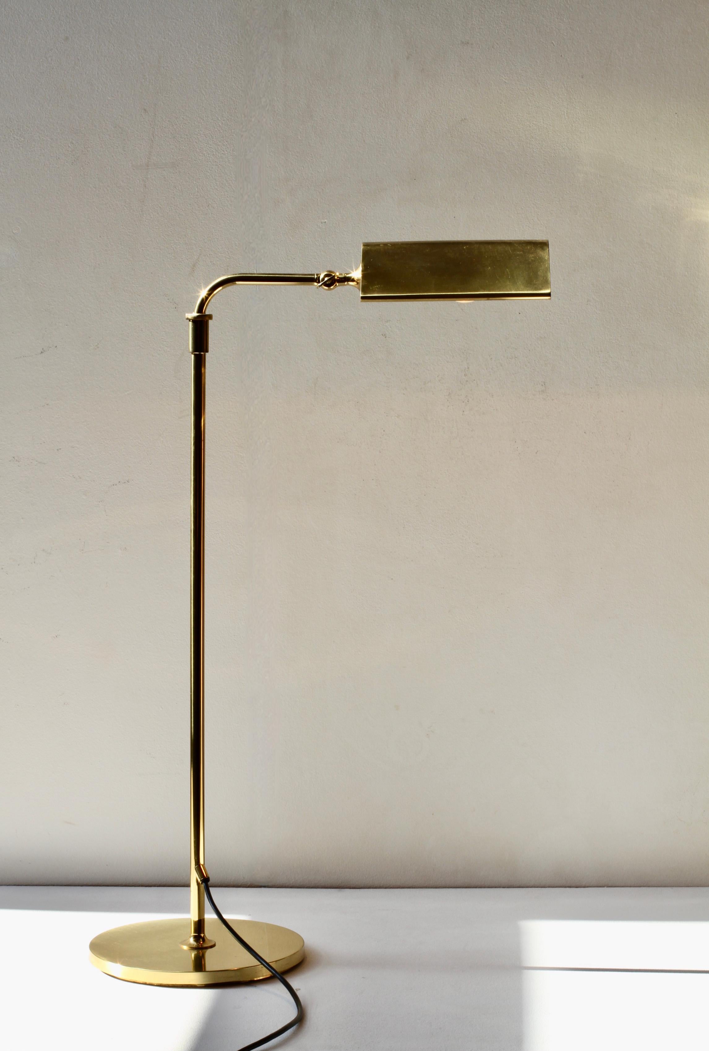 Fin du 20e siècle Florian Schulz lampadaire réglable en laiton moderniste vintage du milieu du siècle dernier, années 1970 en vente