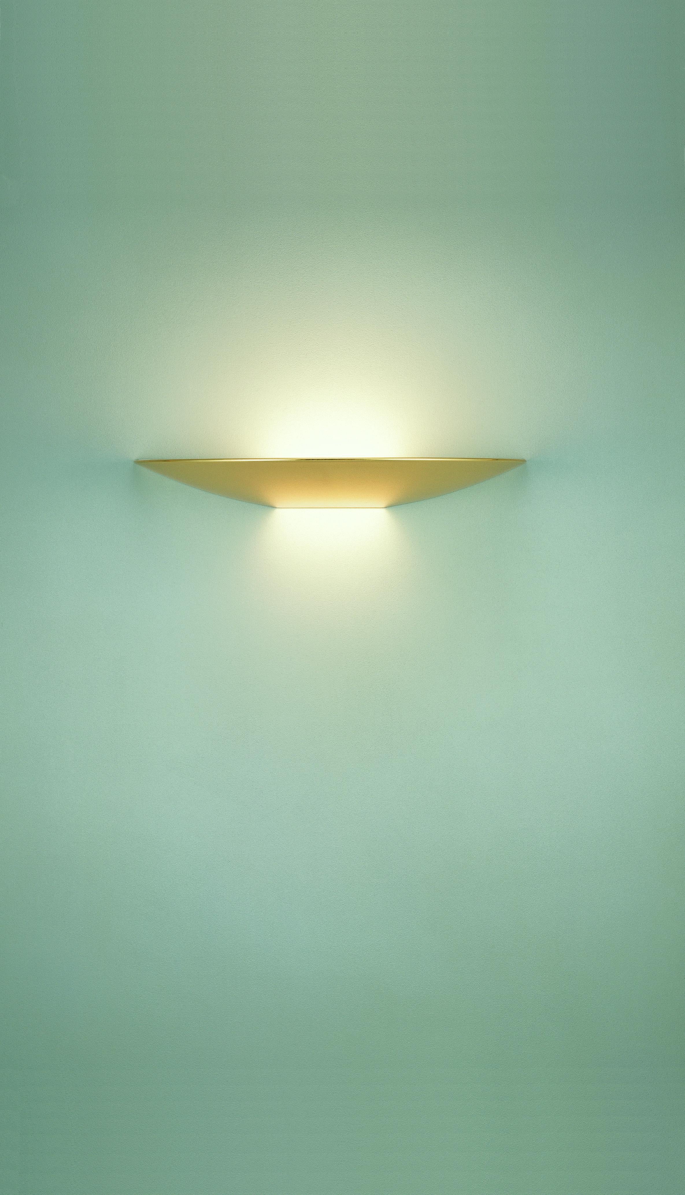 German Florian Schulz New 'ERA40' Mid-Century Modern Polished Brass Wall Light Sconce For Sale