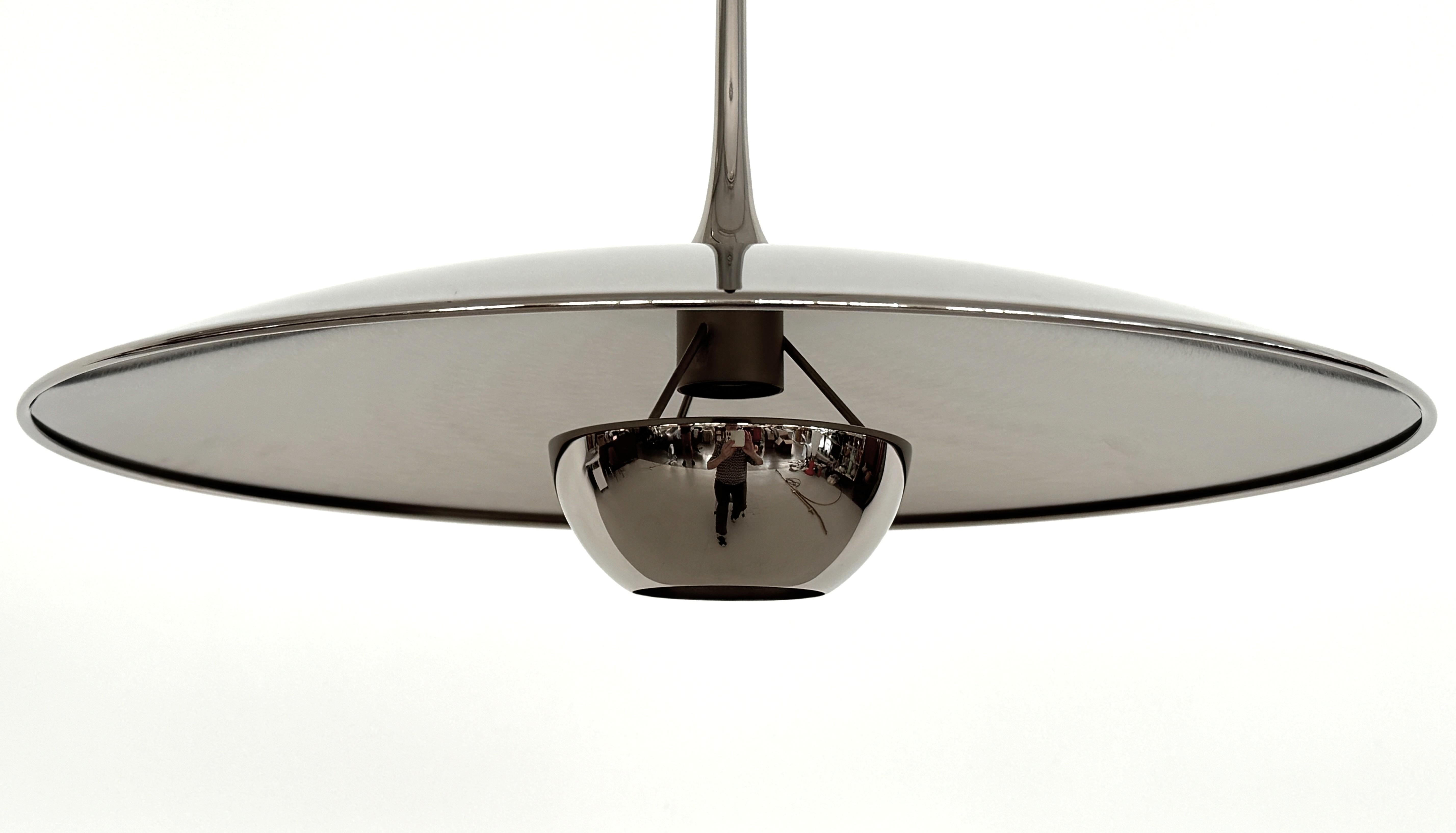 XXIe siècle et contemporain Florian Schulz Onos 55 Pendentif à double tirette en nickel avec contrepoids en vente