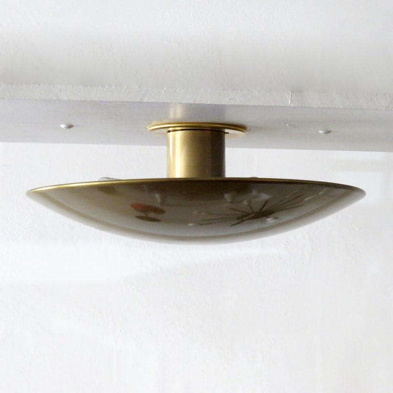 elegant brass flush mount ceiling light 'Sela 40' by Florian Schulz, solid brass dish with a five bulb setup around the stem, can be used as a wall light, wired for US standards, five E12 sockets, max. wattage 40w each, bulbs provided as a onetime