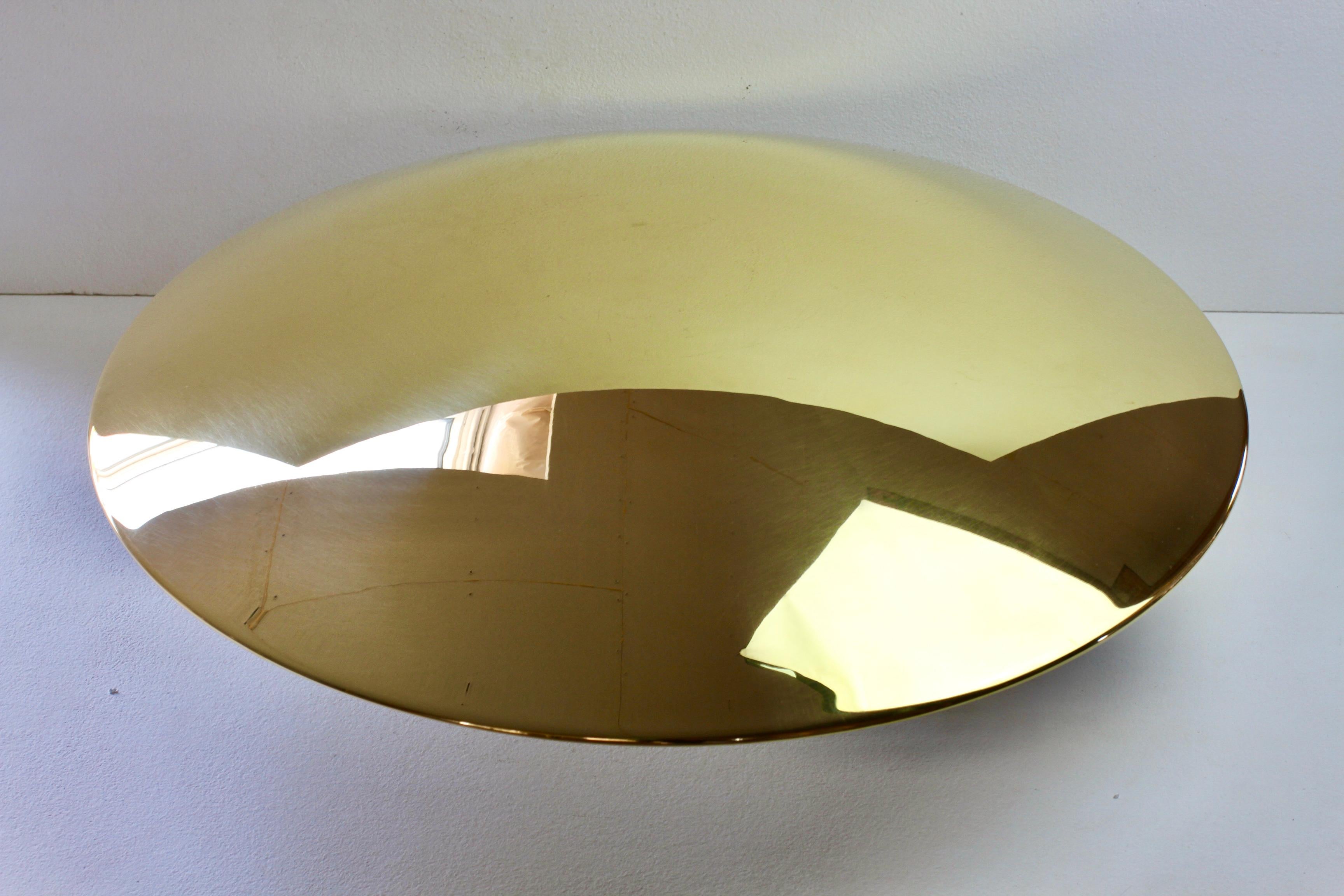 Florian Schulz SELA 55 New Modernist Brass Ceiling Flush Mount Light In Excellent Condition For Sale In Landau an der Isar, Bayern
