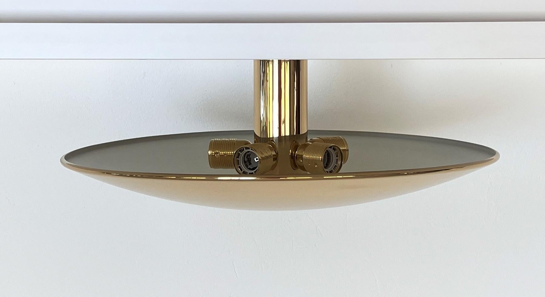 Laiton Florian Schulz SELA Large Flush Mount Light en laiton poli, 1970