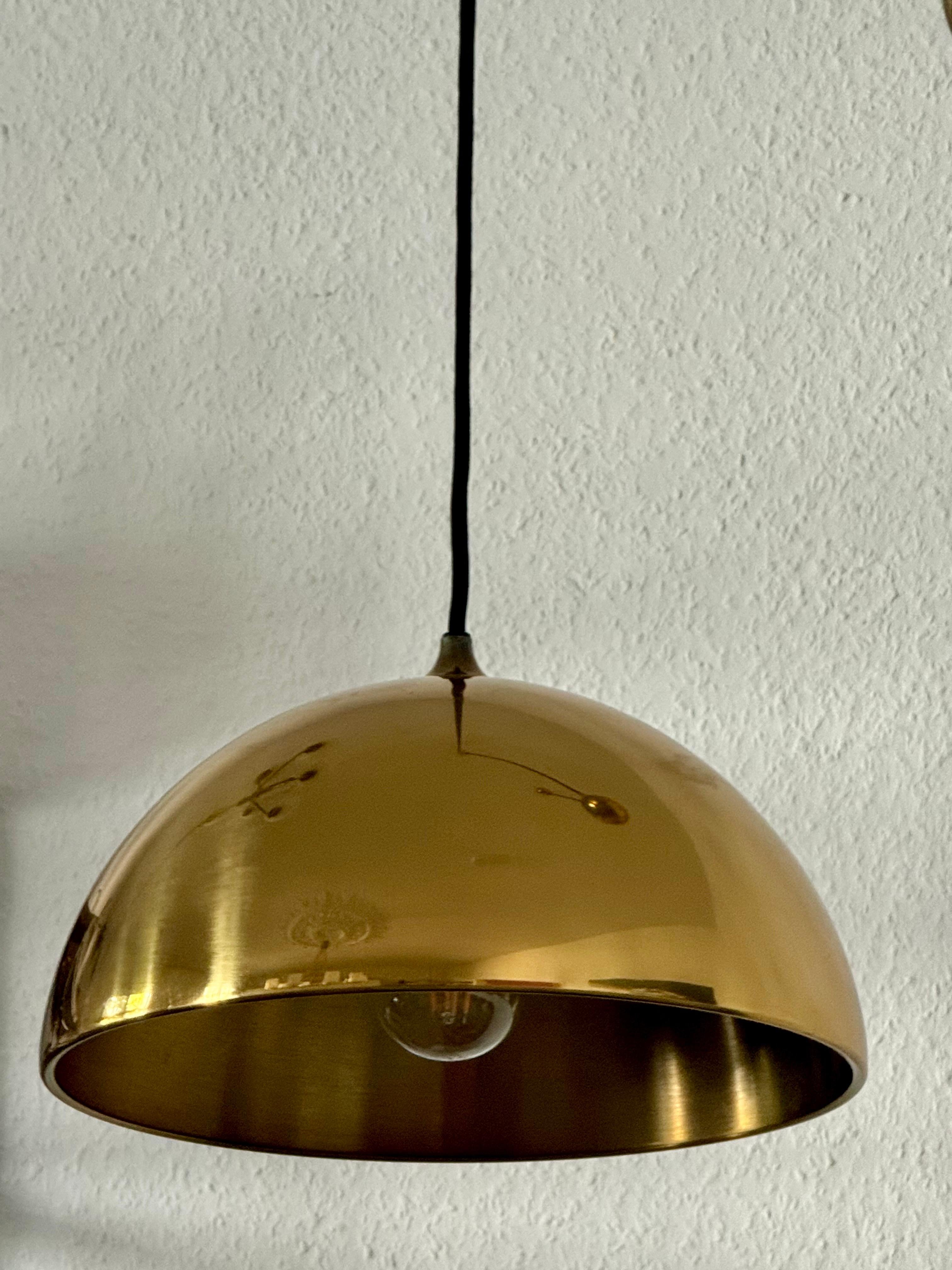 Florian Schulz Ciondolo d'ottone a contrappeso grande vintage, circa anni '70 in vendita 3