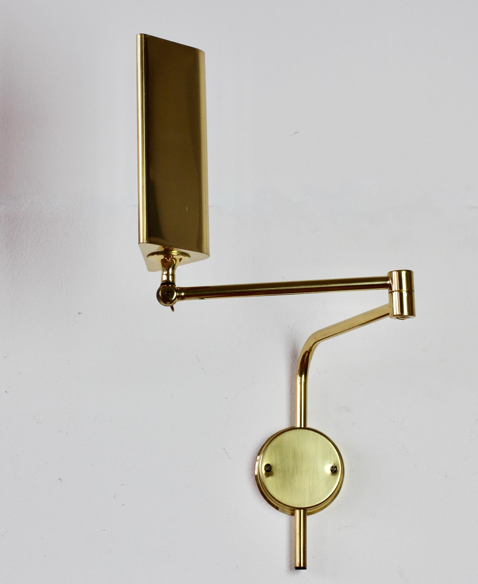Florian Schulz Vintage Modernist Brass 1970s Adjustable Reading Wall Lamp Light For Sale 1