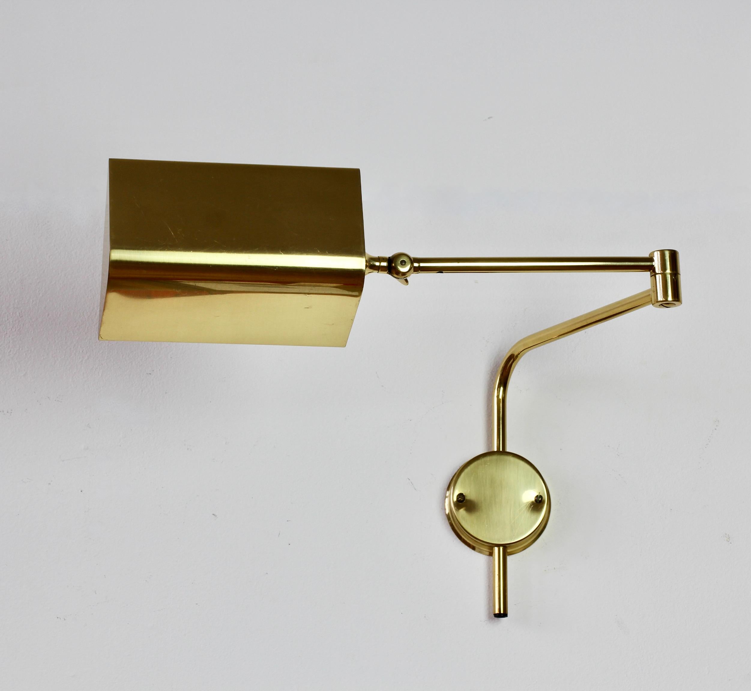 Florian Schulz Vintage Modernist Brass 1970s Adjustable Reading Wall Lamp Light For Sale 2