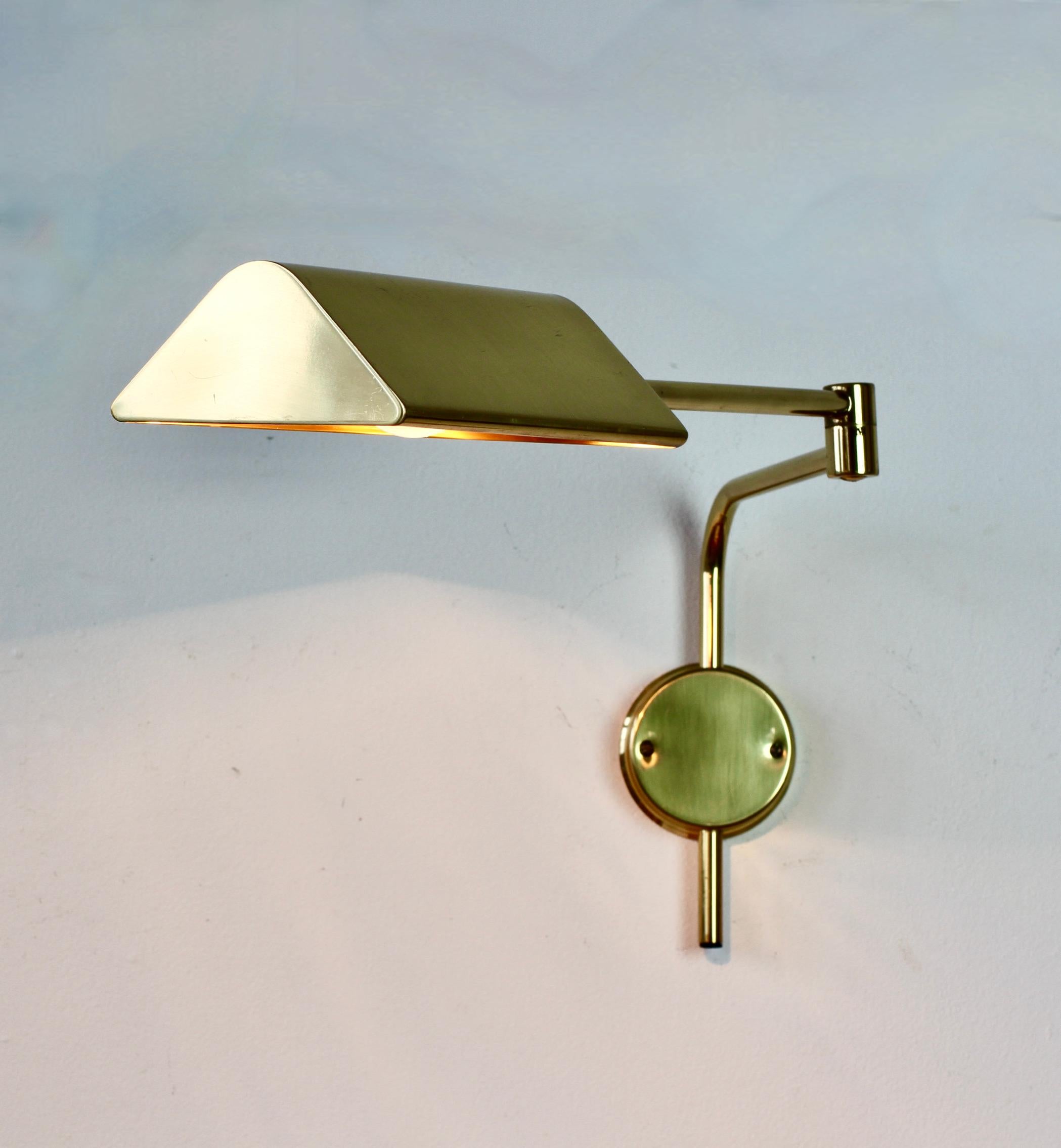Florian Schulz Vintage Modernist Brass 1970s Adjustable Reading Wall Lamp Light For Sale 4