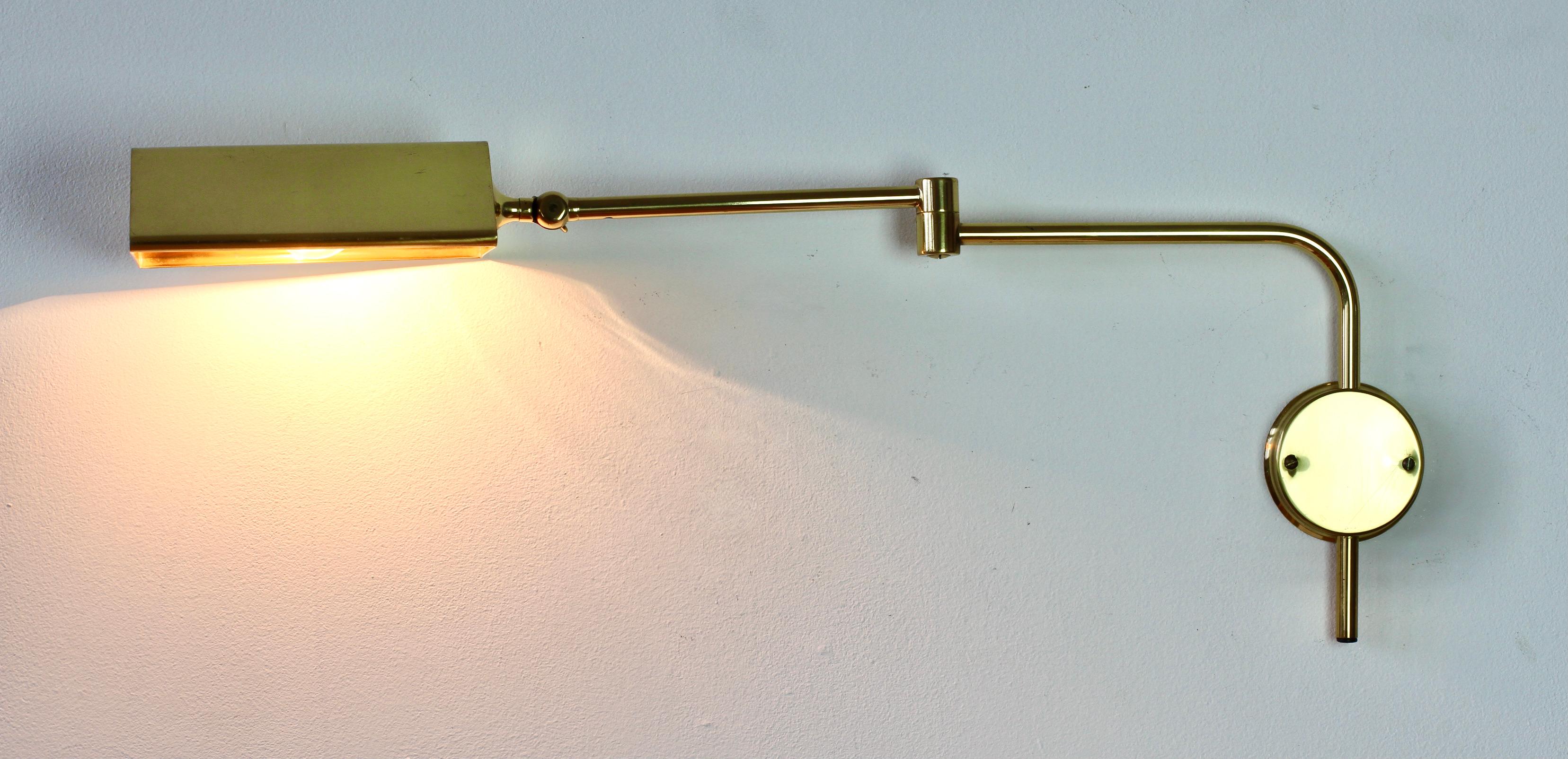 Florian Schulz Vintage Modernist Brass 1970s Adjustable Reading Wall Lamp Light For Sale 7