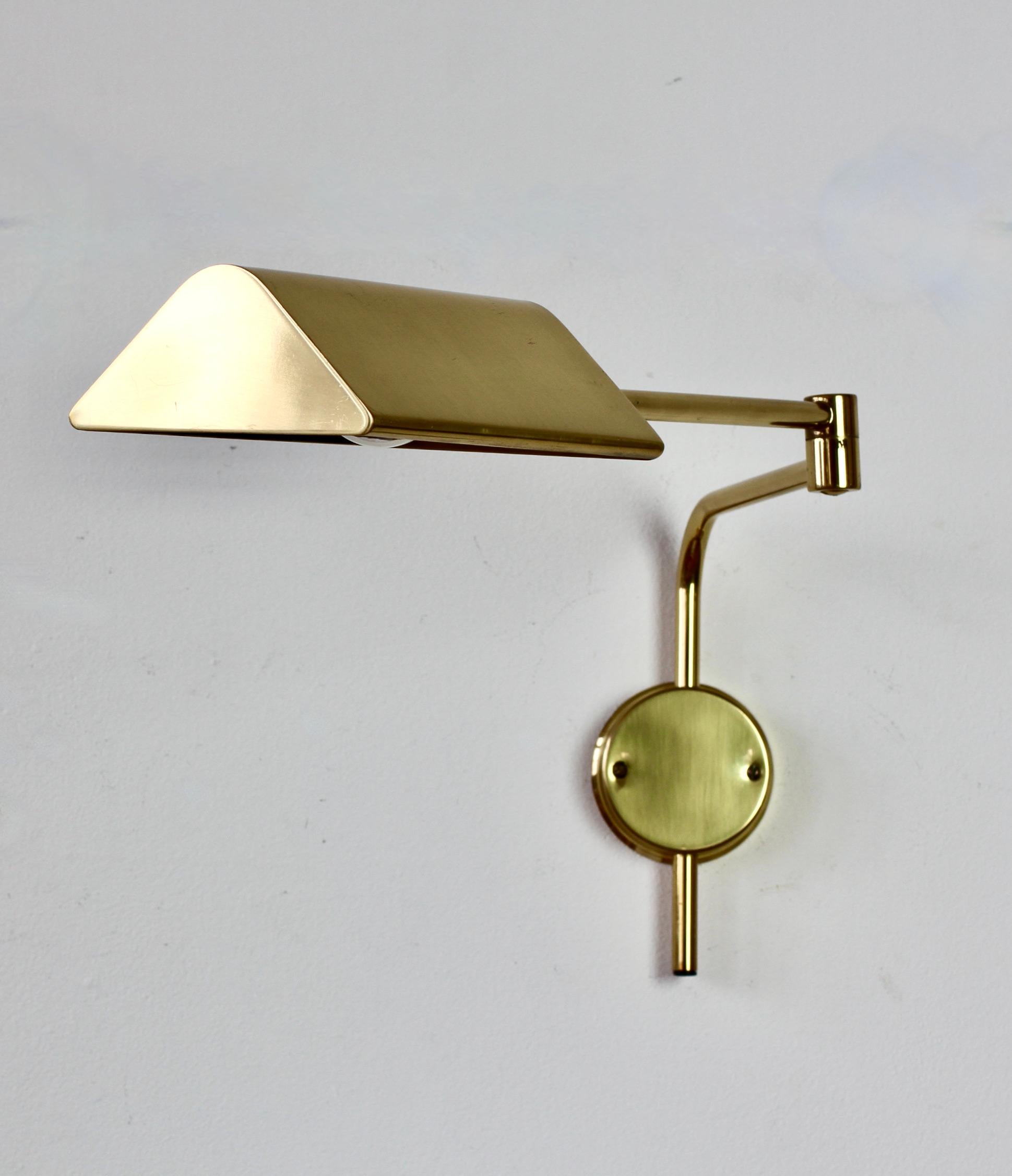 wall mounted reading light