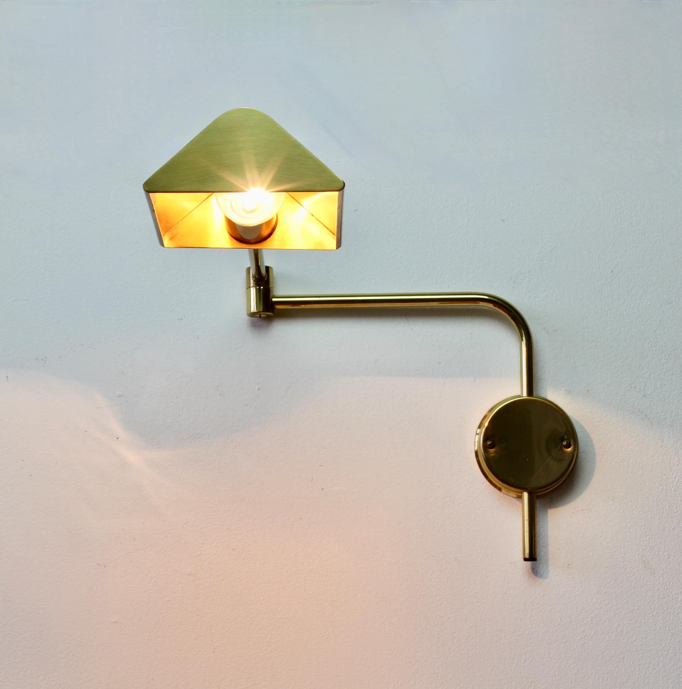 Polished Florian Schulz Vintage Modernist Brass 1970s Adjustable Reading Wall Lamp Light For Sale
