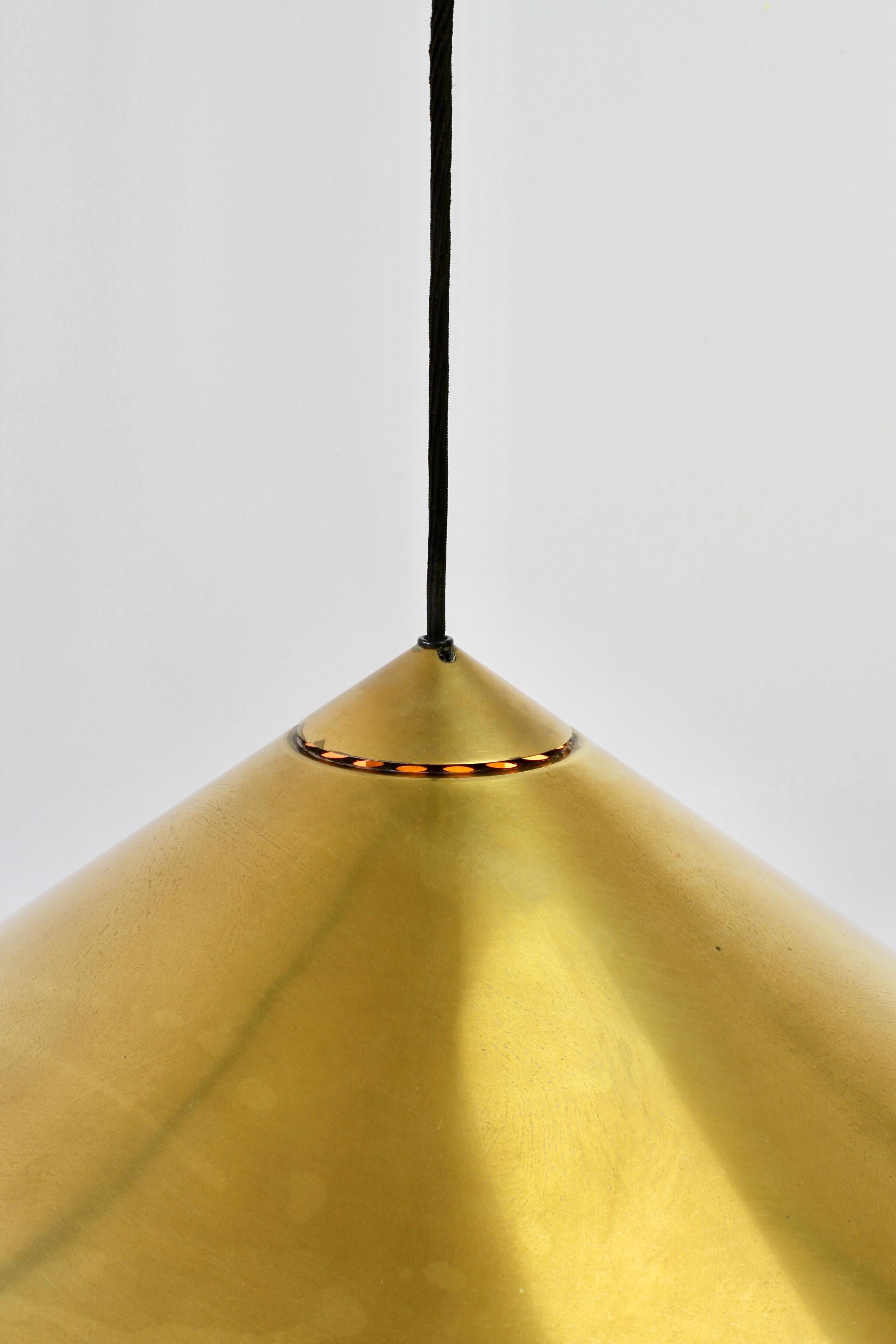 Lucidato Florian Schulz, lampada a sospensione regolabile in ottone a contrappeso vintage e modernista in vendita