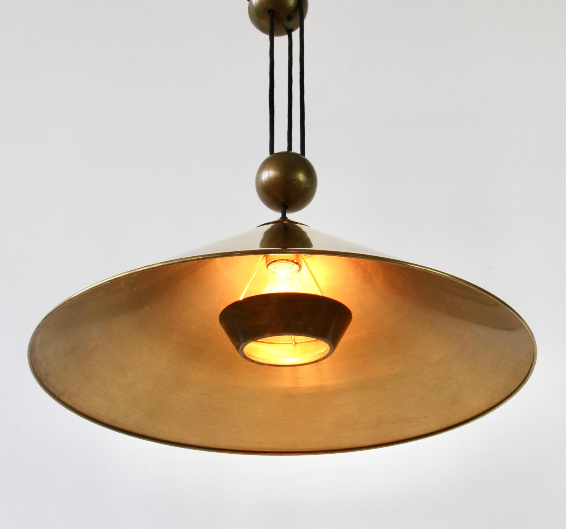 Metal Florian Schulz Vintage Modernist Brass Counterbalanced Adjustable Pendant Light