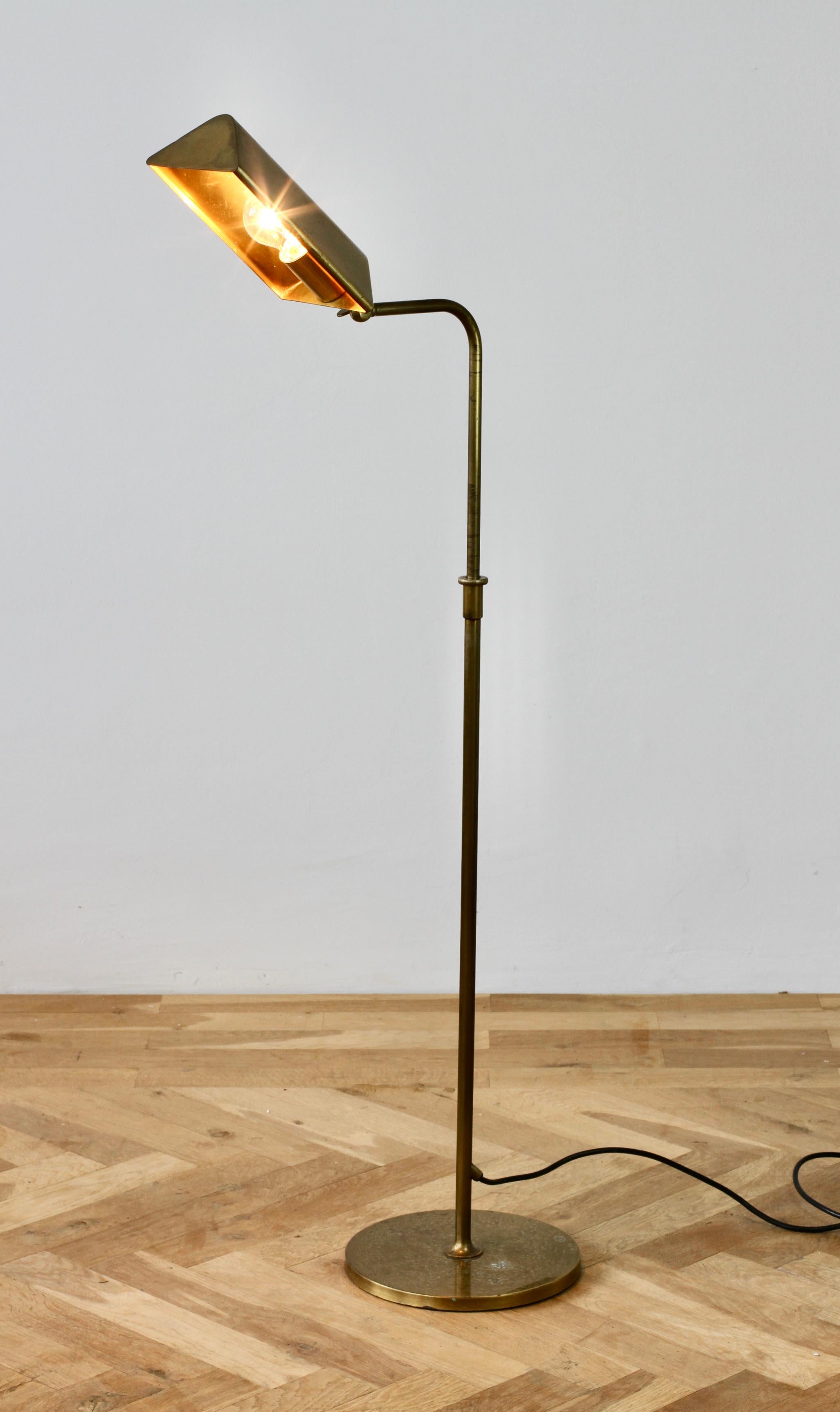 German Florian Schulz Vintage Modernist Brushed Brass Adjustable Floor Lamp, circa 1985 For Sale