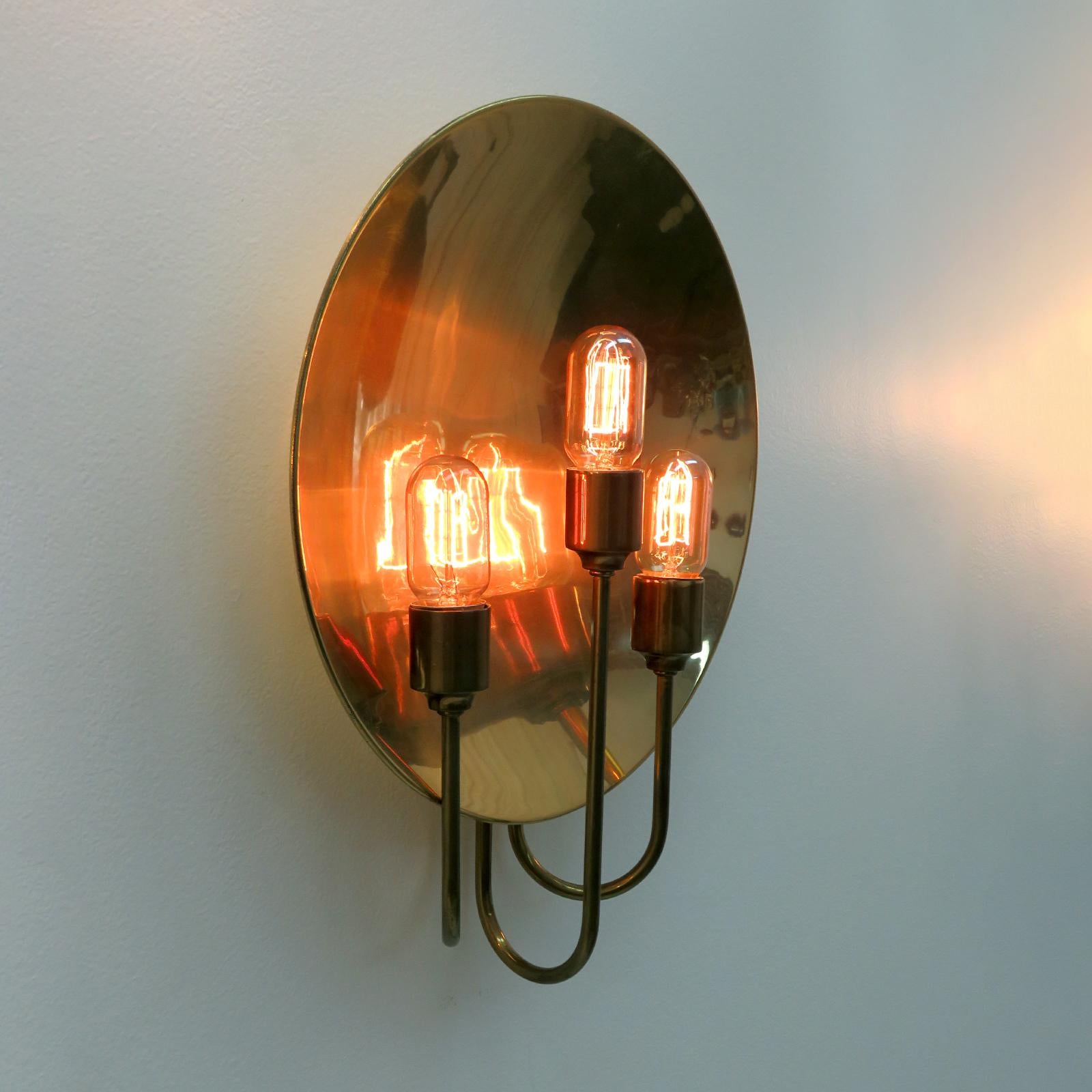 Florian Schulz 'W185', lampada da parete in ottone, 1960 in vendita 1