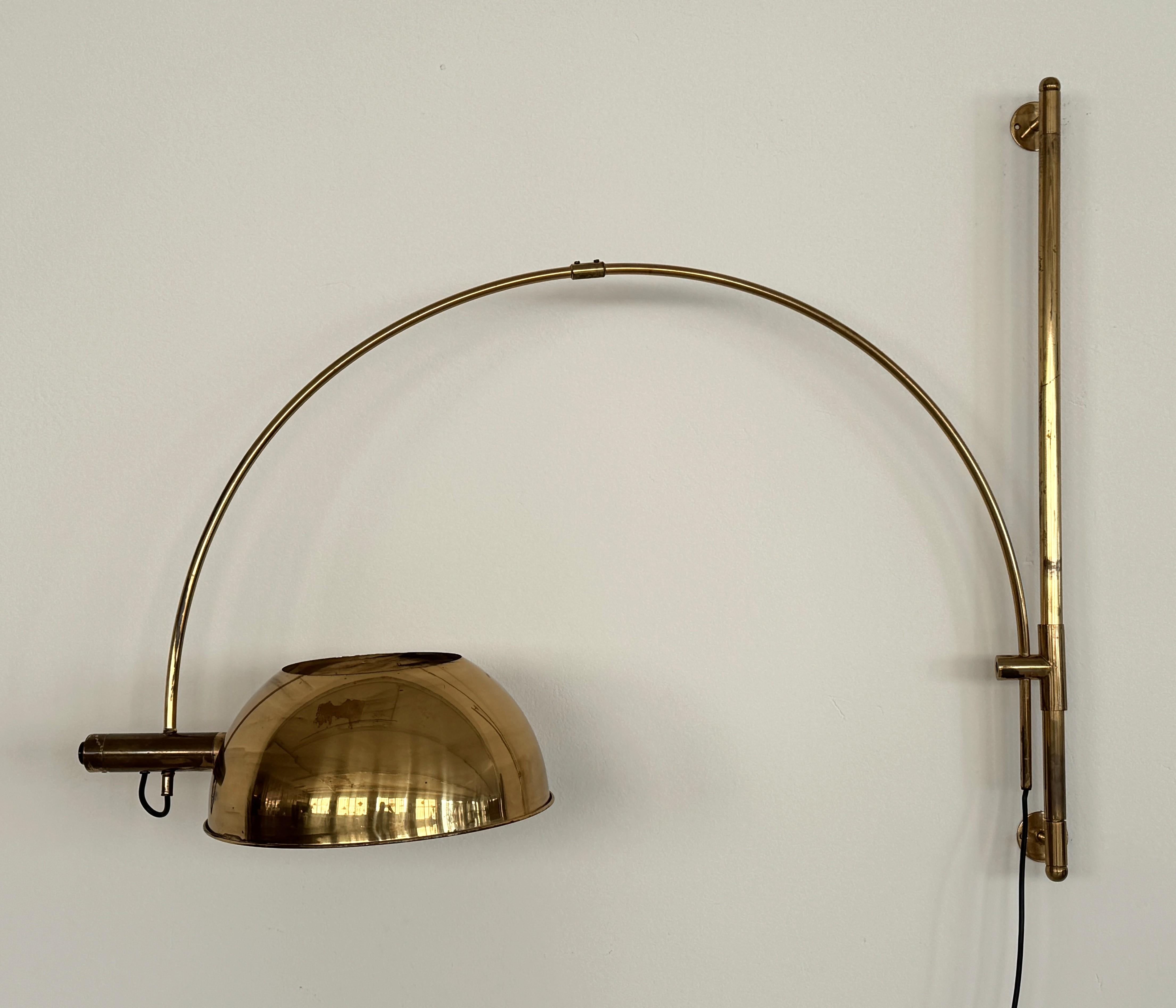 Florian Schulz XL Lámpara de Arco Vintage BOCA de pared en latón, años 70 Moderno de mediados de siglo en venta