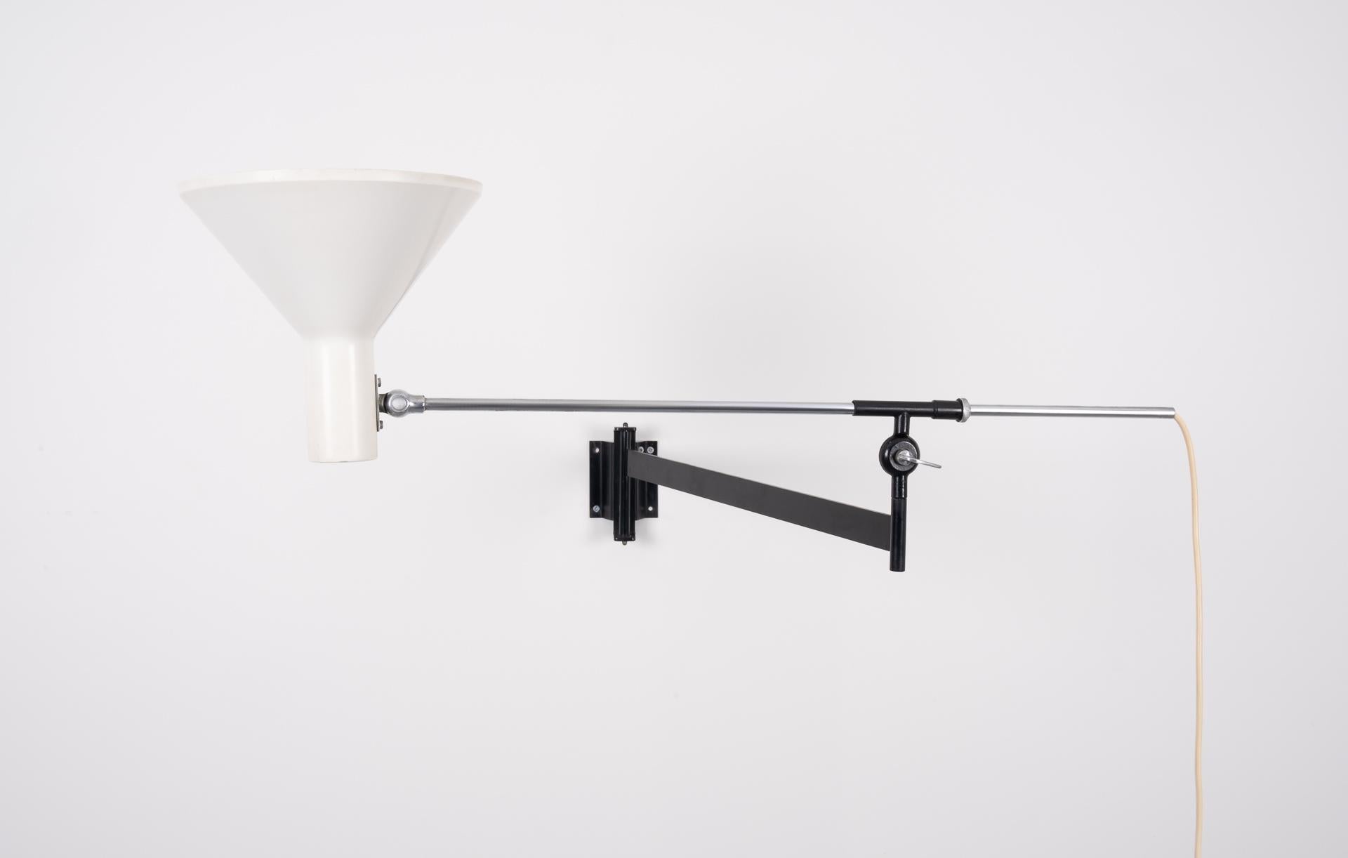 Floris Fiedeldij Swivel Arm Wall Lamp Artimeta, 1960s For Sale 4