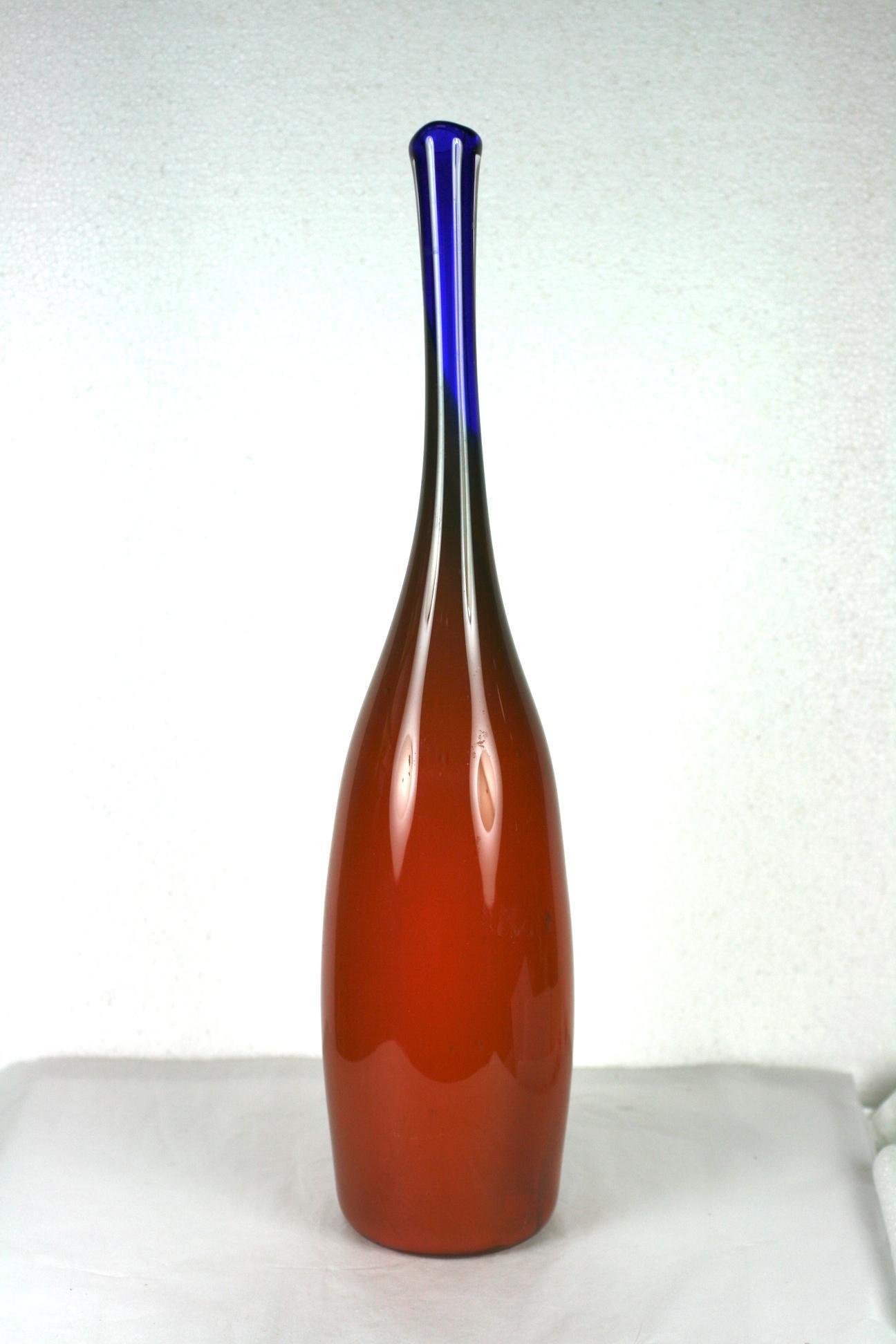 Mid-Century Modern Vase orange à bleu Floris Meydam pour Leerdam en vente