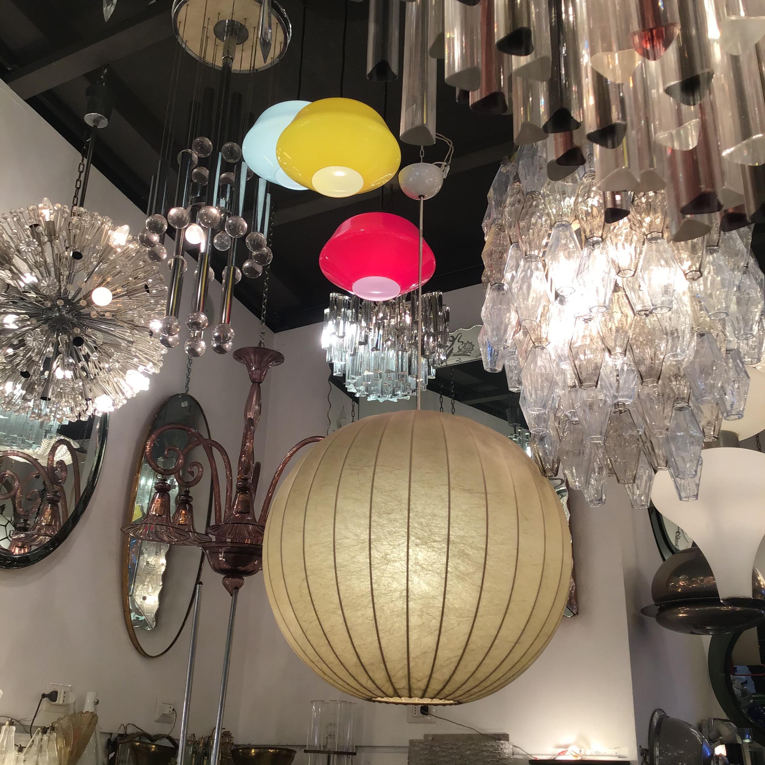 Italian Flos Lustre Achille et PierGiacomo Castiglioni Cocoon Métal 1960 Italie en vente
