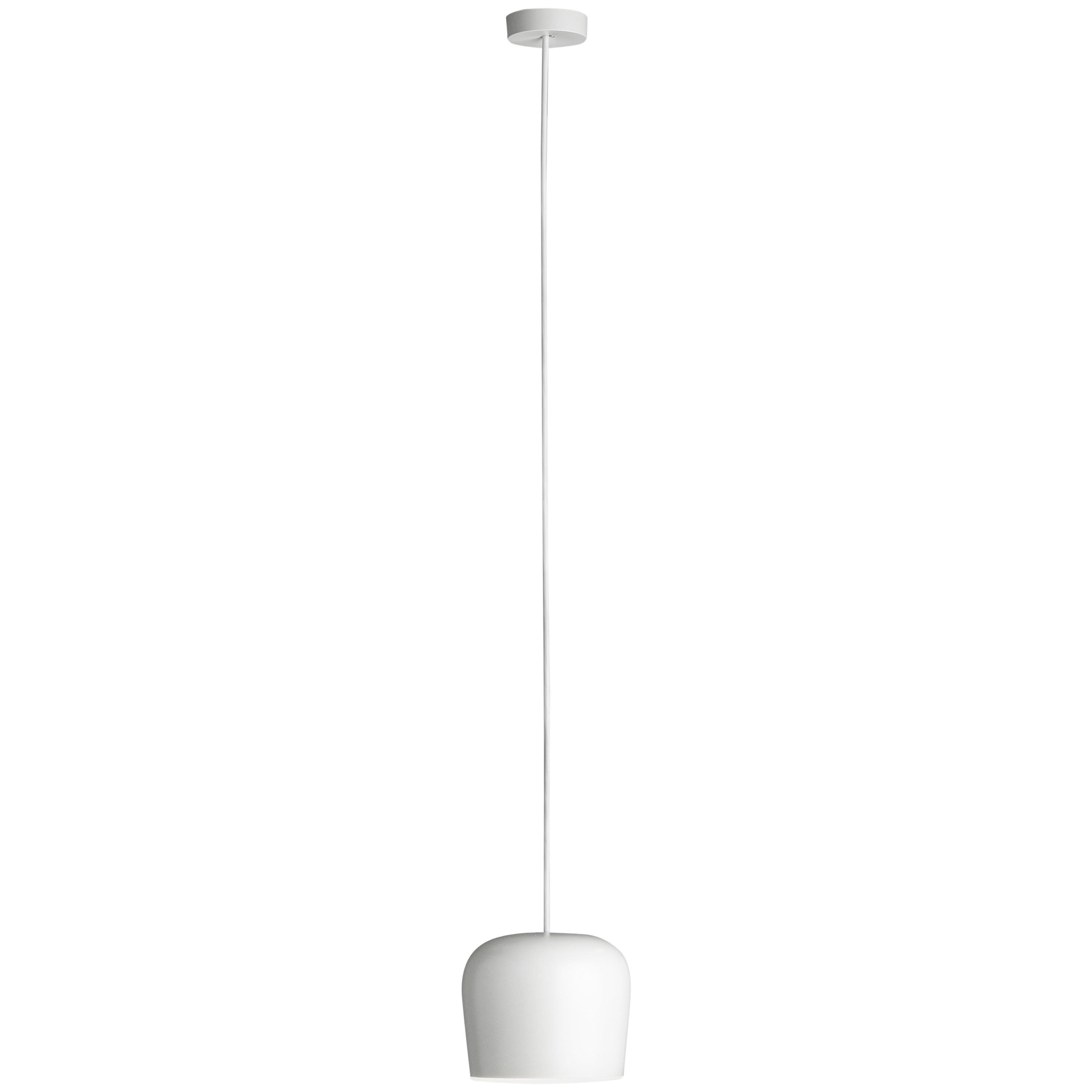 FLOS AIM Plug-In Pendant Light in White by Ronan & Erwan Bouroullec

Created by the Bouroullec brothers in 2010, the AIM ceiling light is a design stripped to its most basic—and beautiful—essence. This innovative form of modern pendant lighting is