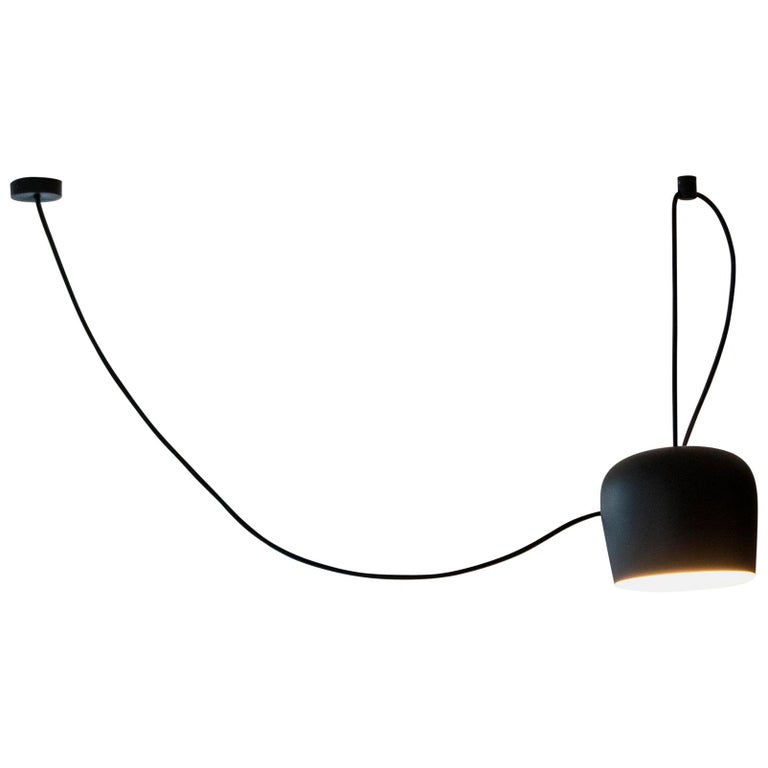 Bouroullec Moderner schwarzer, fest verdrahteter Hängeleuchte „Small Aim  Light“, für FLOS im Angebot bei 1stDibs