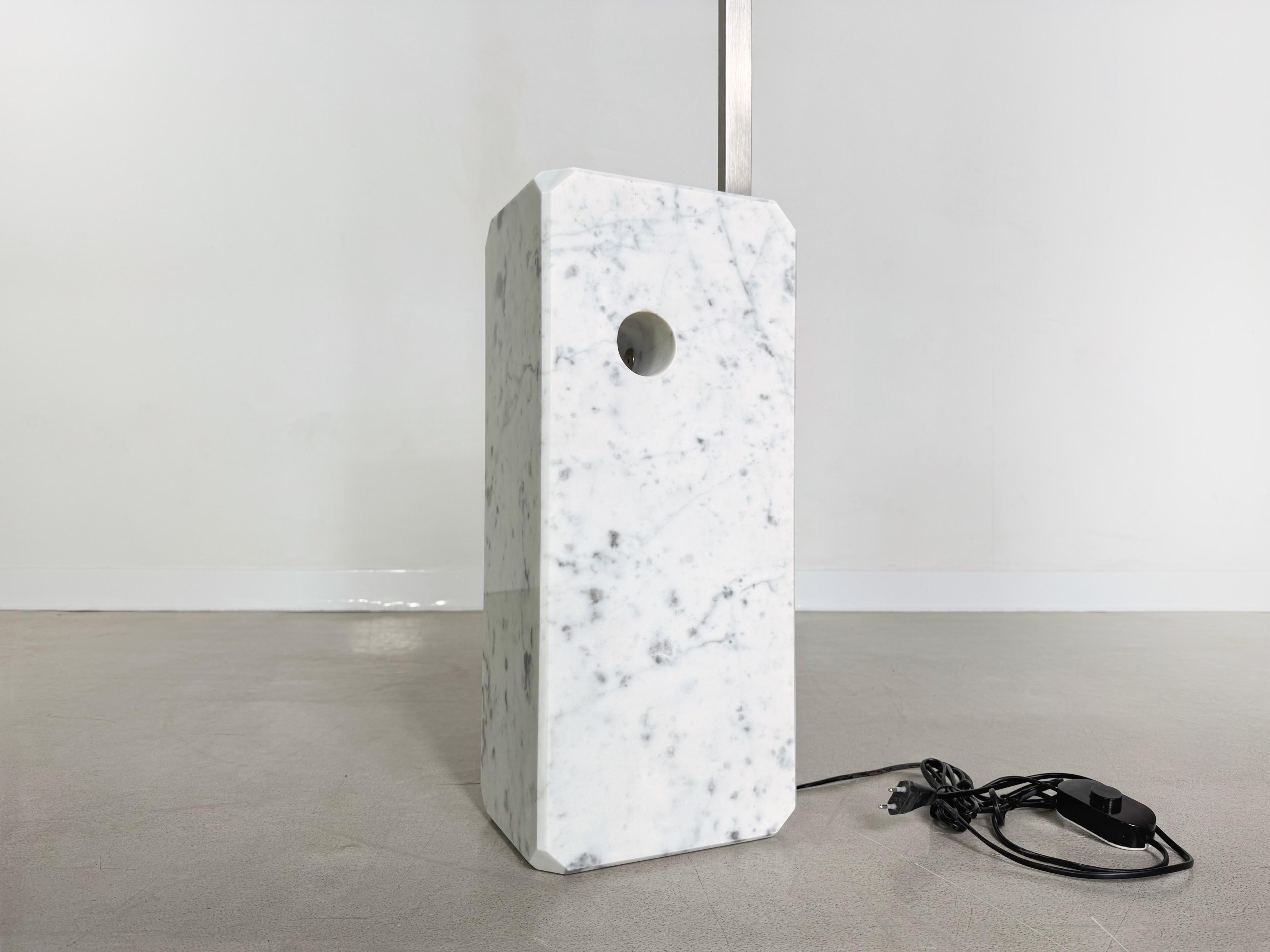 Flos Arco arc lamp Achille & Pier Giacomo Castiglioni marble In Good Condition For Sale In Berlin, DE