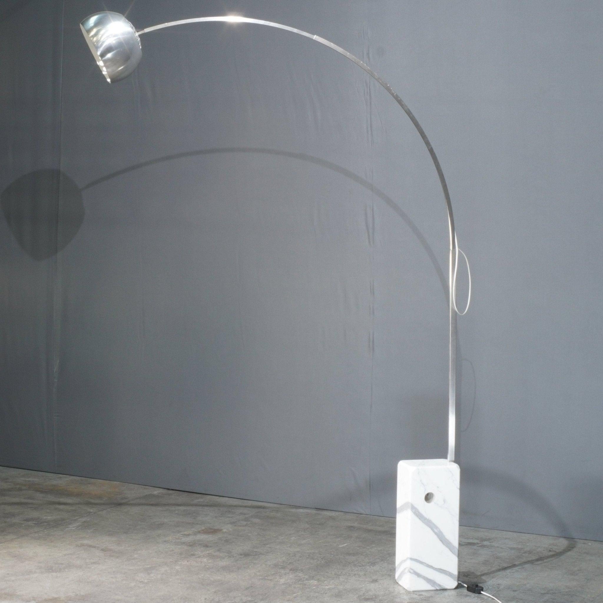 Flos Arco Floor Lamp with Marble Base by Achille Castiglioni In Good Condition In Basildon, London