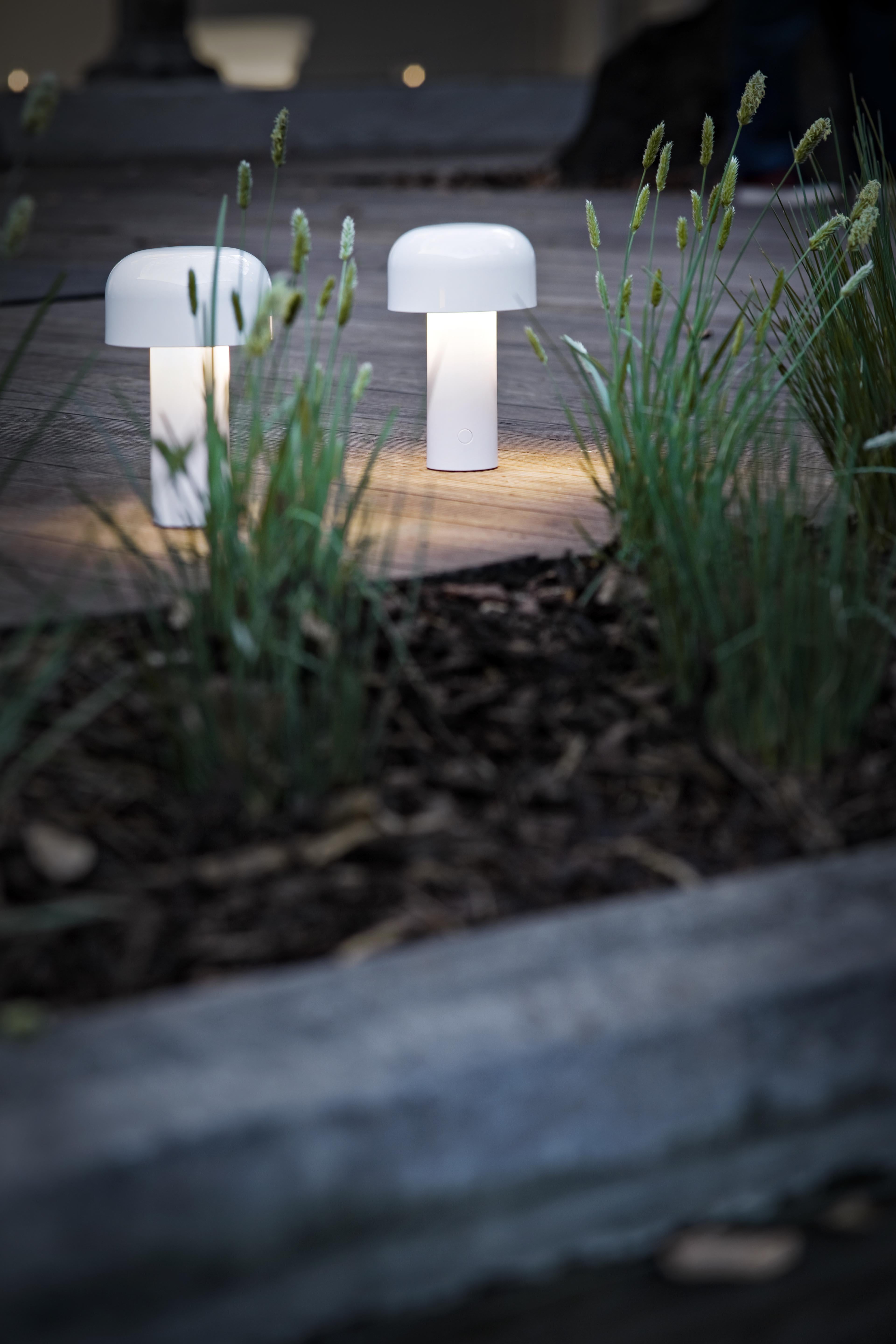 Italian FLOS Bellhop T Table Lamp in White by Edward Barber & Jay Osgerby