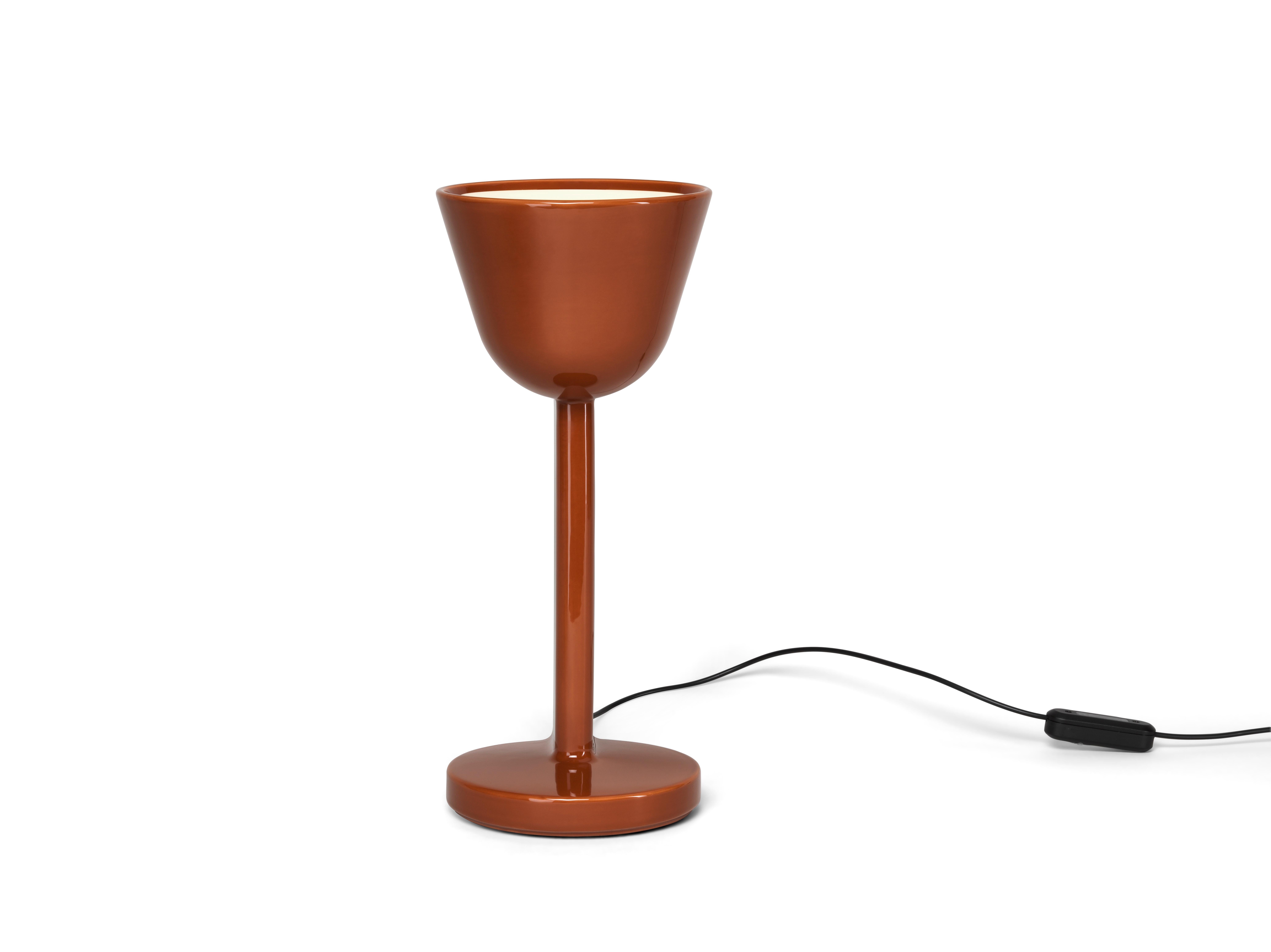 Flos Céramique Up Table Lamp in Rust Red In New Condition For Sale In Brooklyn, NY